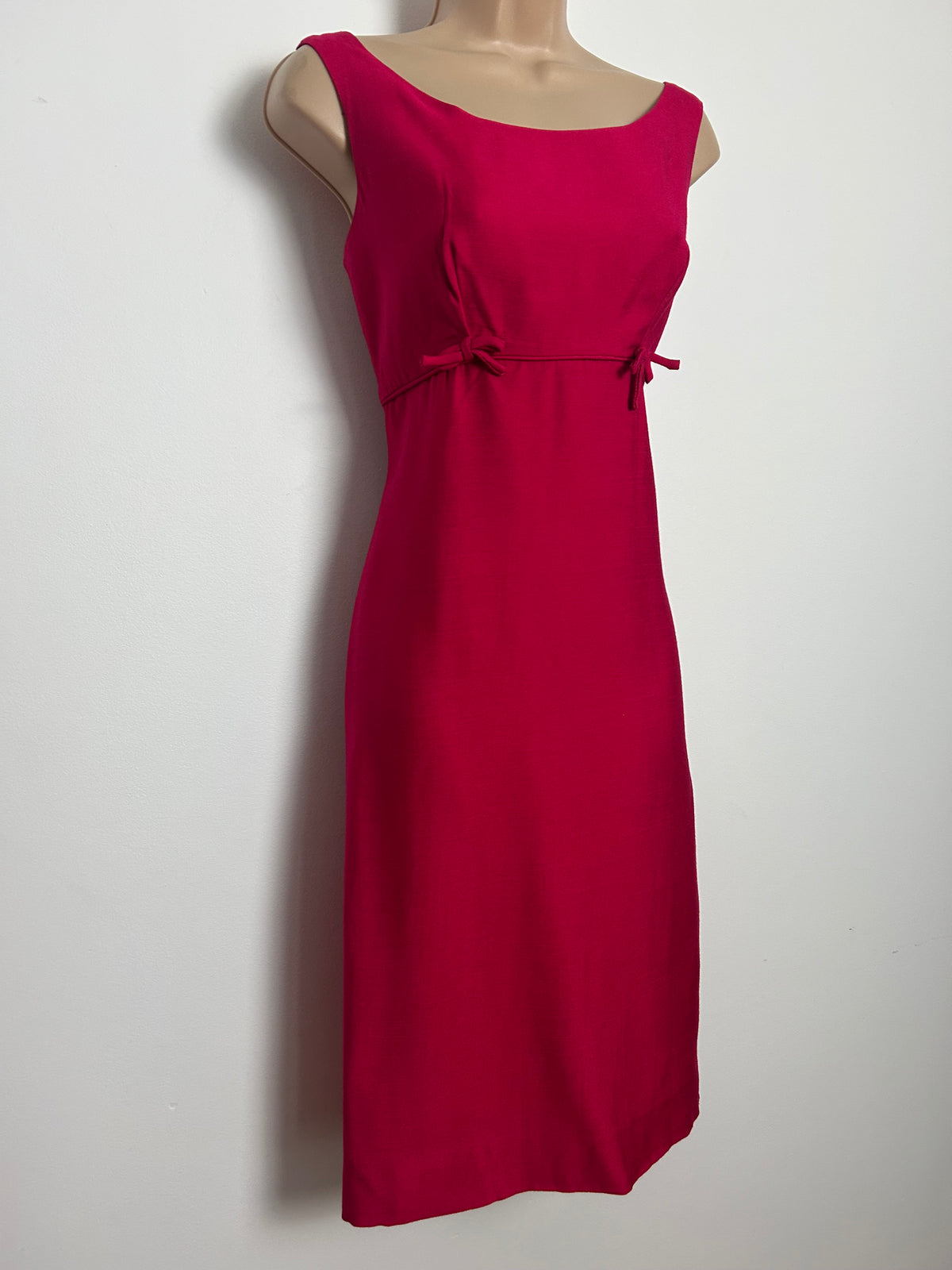 Vintage 1960s Size 8-10 Fuchsia Pink Sleeveless Bow Detail Wiggle Dress