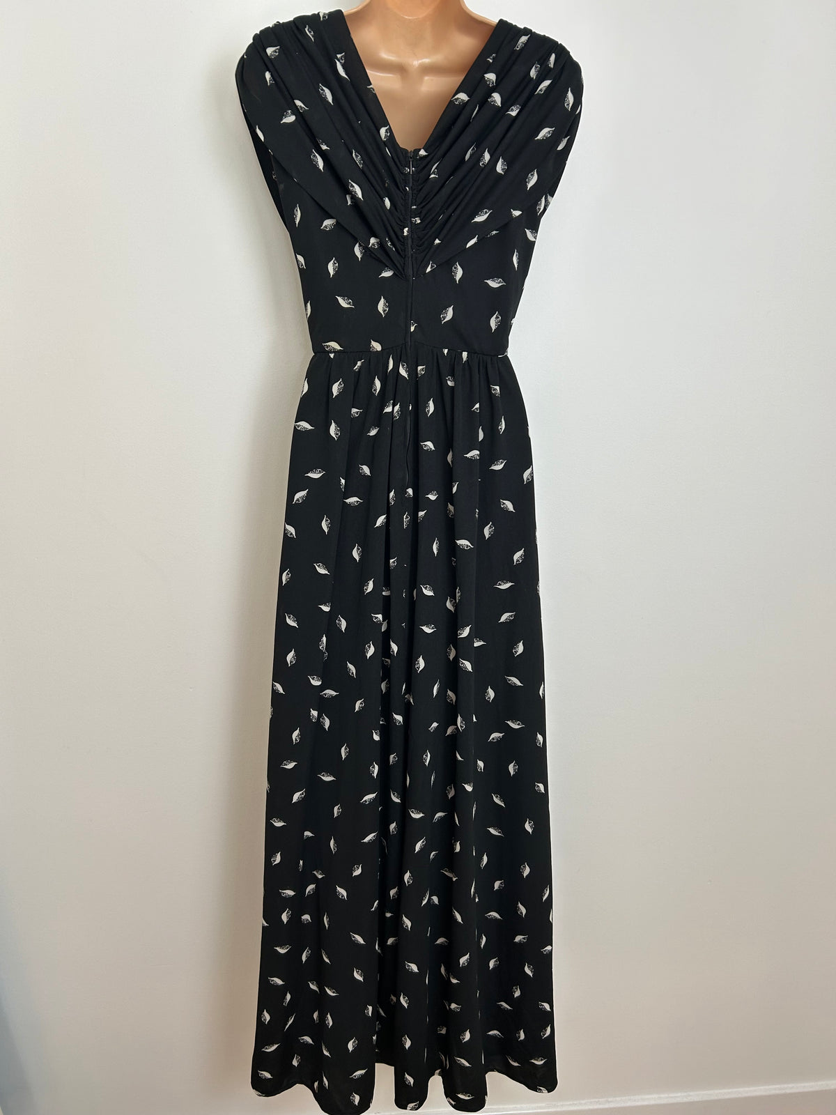 Vintage Early 1980s Size 10 Black & White Leaf Print Gather Pleated Plaited Detail Maxi Dress