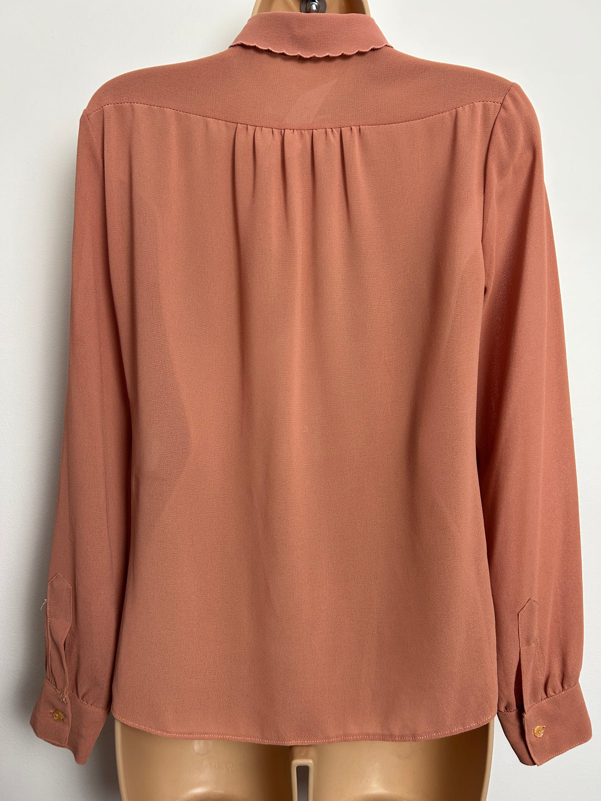 Vintage 1980s CAMPUS CASUALS Size 8-10 Dark Salmon Pink Pleated Detail Long Sleeve Blouse