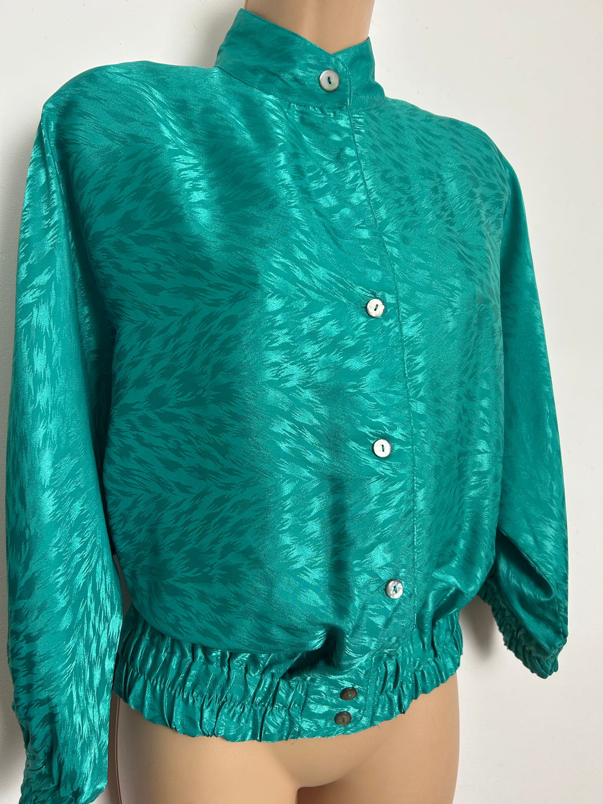 Vintage 1980s MARCO PECCI Size 14-16 Jade Green Animal Print Patterned Bat Wing Blouse