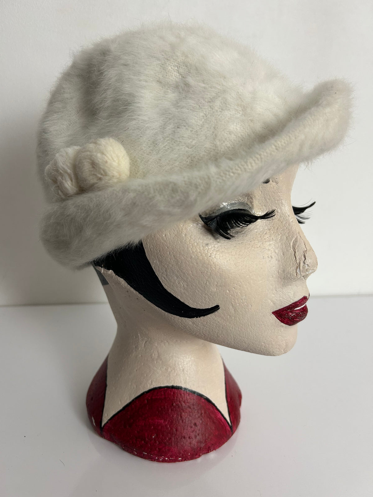 Vintage Lovely Cream Angora Mix Pom Pom Detail Hat