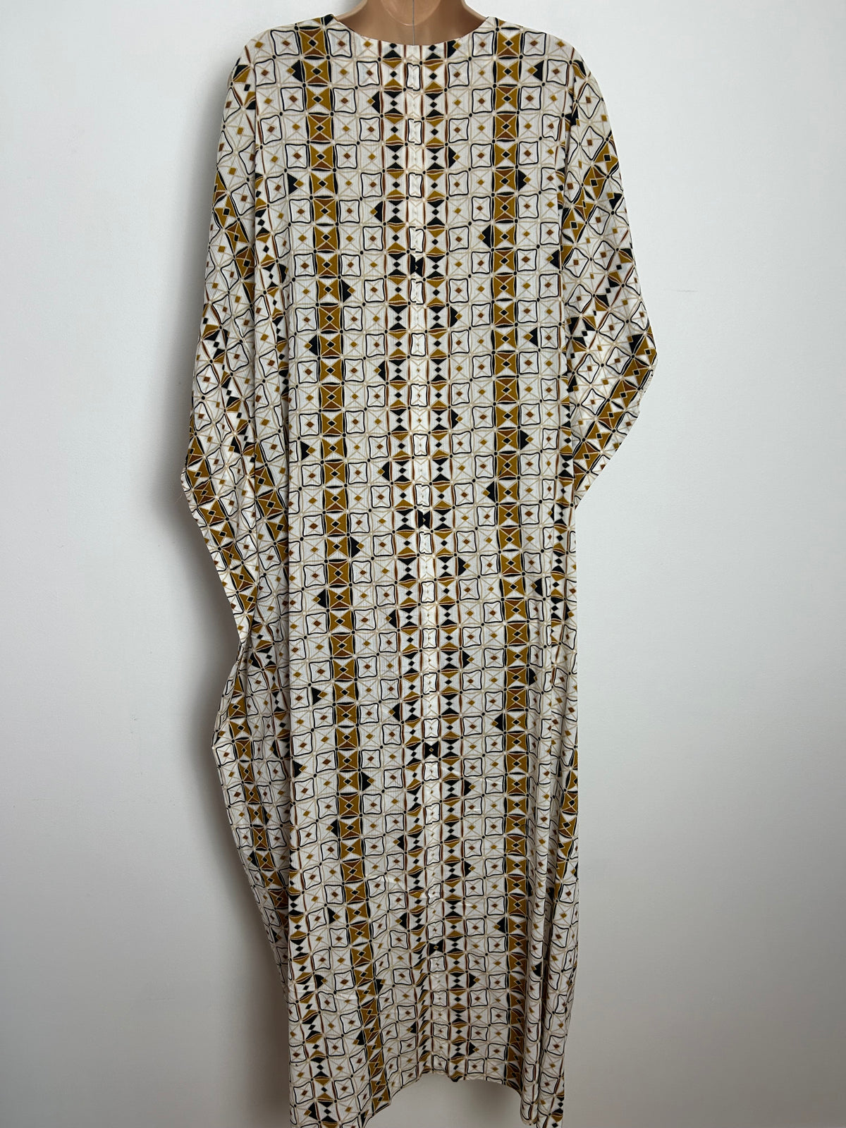 Vintage Early 1970s One Size Up To Size 18 White Brown & Black Check Print Wide Sleeve Cotton Kaftan