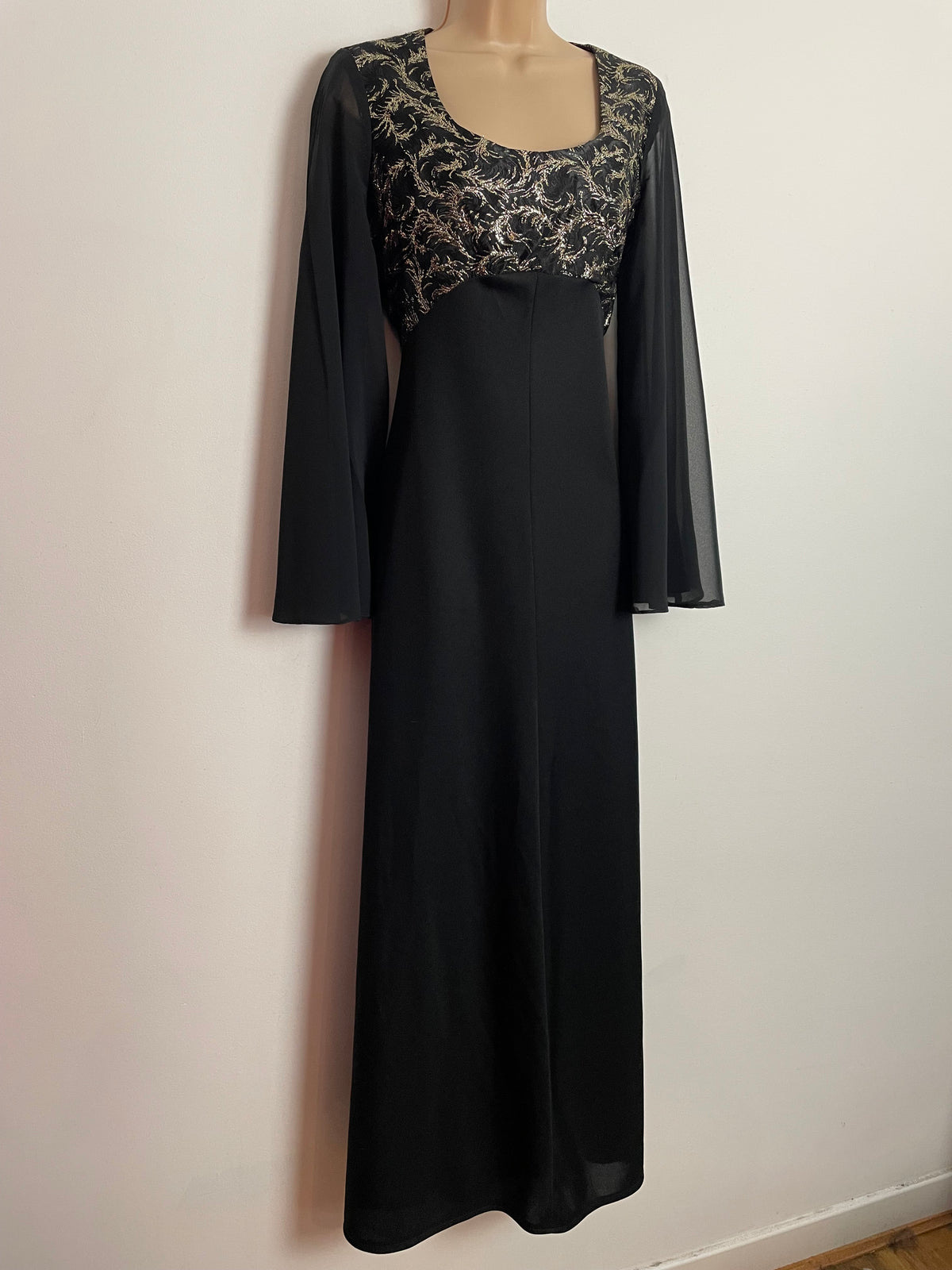 Vintage 1970s UK Size 8 Black & Metallic Gold Flared Sleeve Xmas Party Occasion Evening Maxi Dress