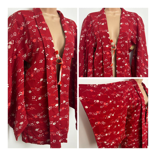 Vintage Size 8/10/12 Beautiful Red & White Floral Print Japanese Haori Kimono Jacket