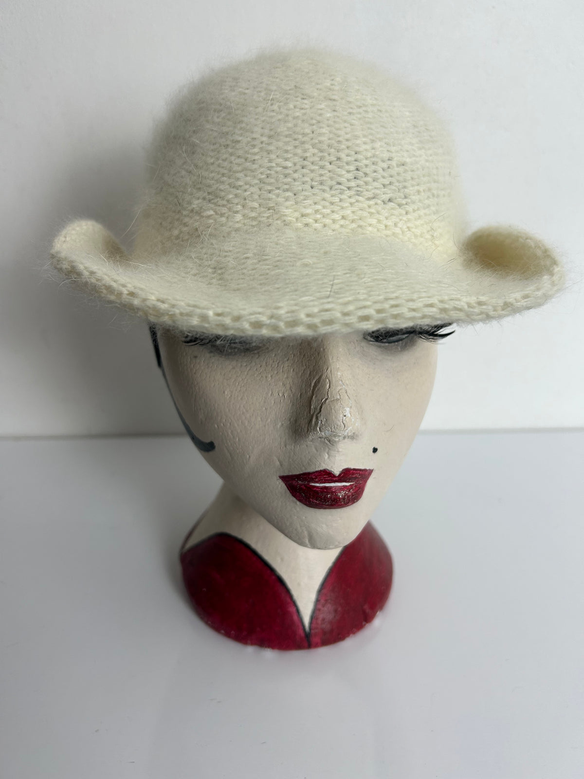 Vintage 1970s Cream Angora & Wool Mix Fedora Style Hat