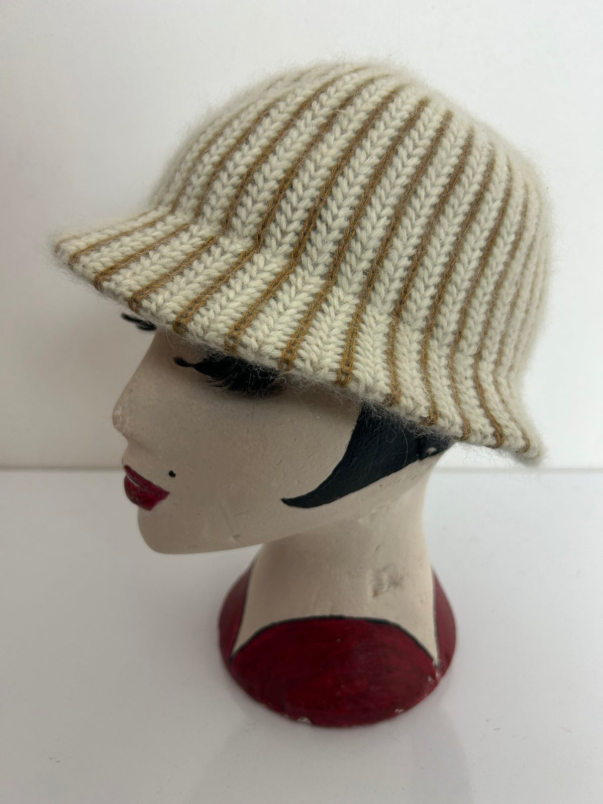 Vintage Cream & Tan Brown Stripe Knit Bucket Style Hat
