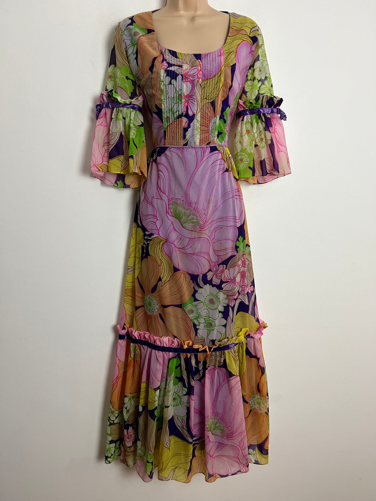 Vintage 1970s UK Size 8-10 Pink Purple Yellow & Green Floral Print Mid Length Flared Cuff Boho Maxi Dress
