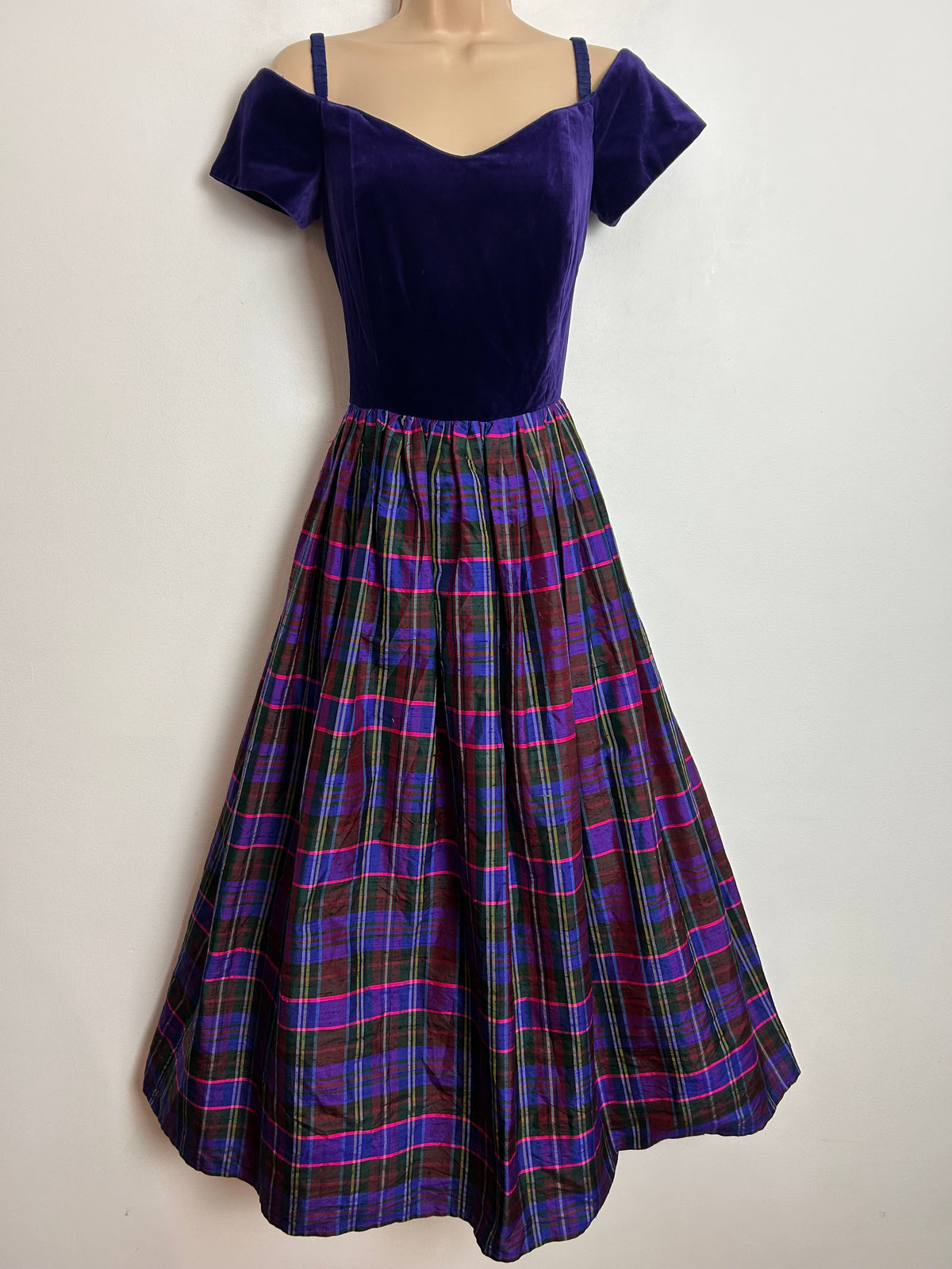 Vintage 1980s MARION DONALDSON UK Size 6 Purple Velvet & Pure Silk Tartan Check Party Prom Evening Dress