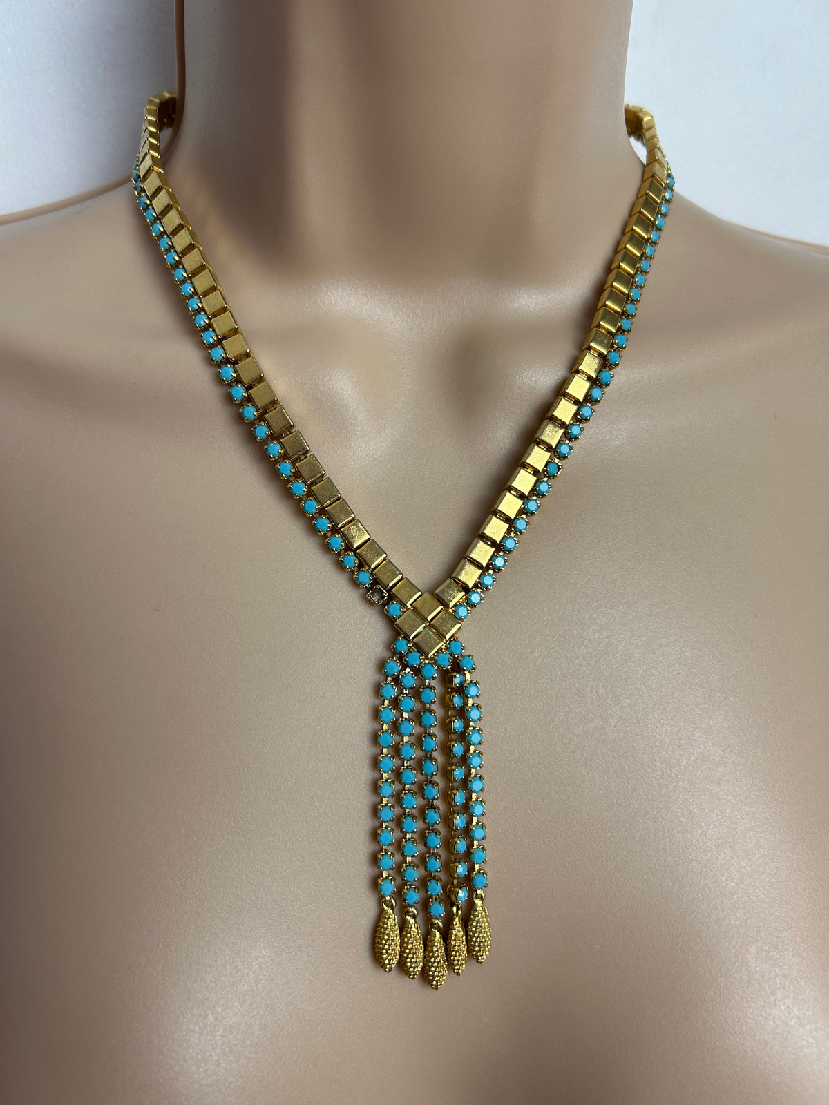 Vintage 1960s Beautiful Gold Tone Turquoise Bead Five Strand Necklace