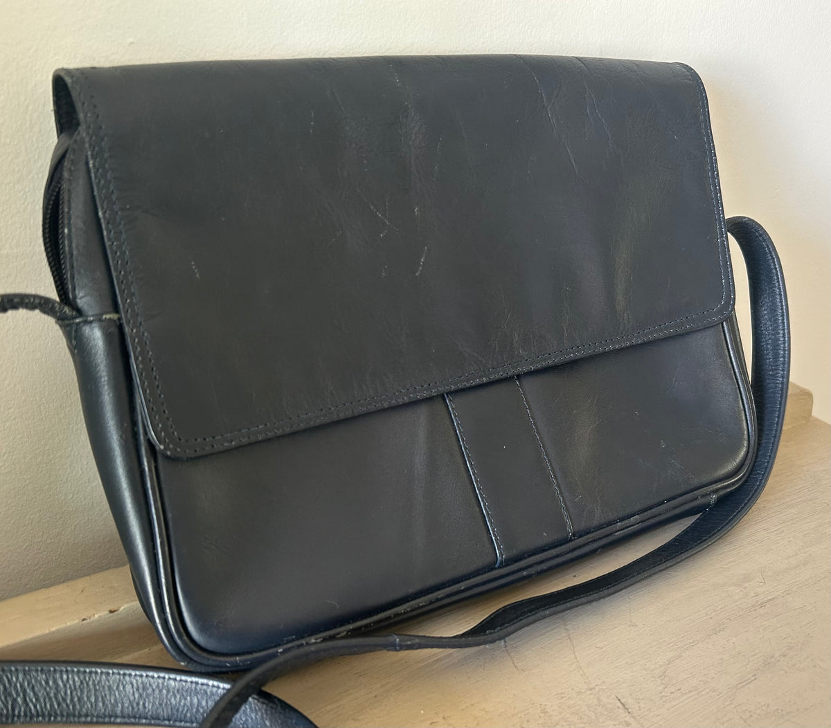 Vintage 1980s Blue Black Classic Shoulder Bag Handbag
