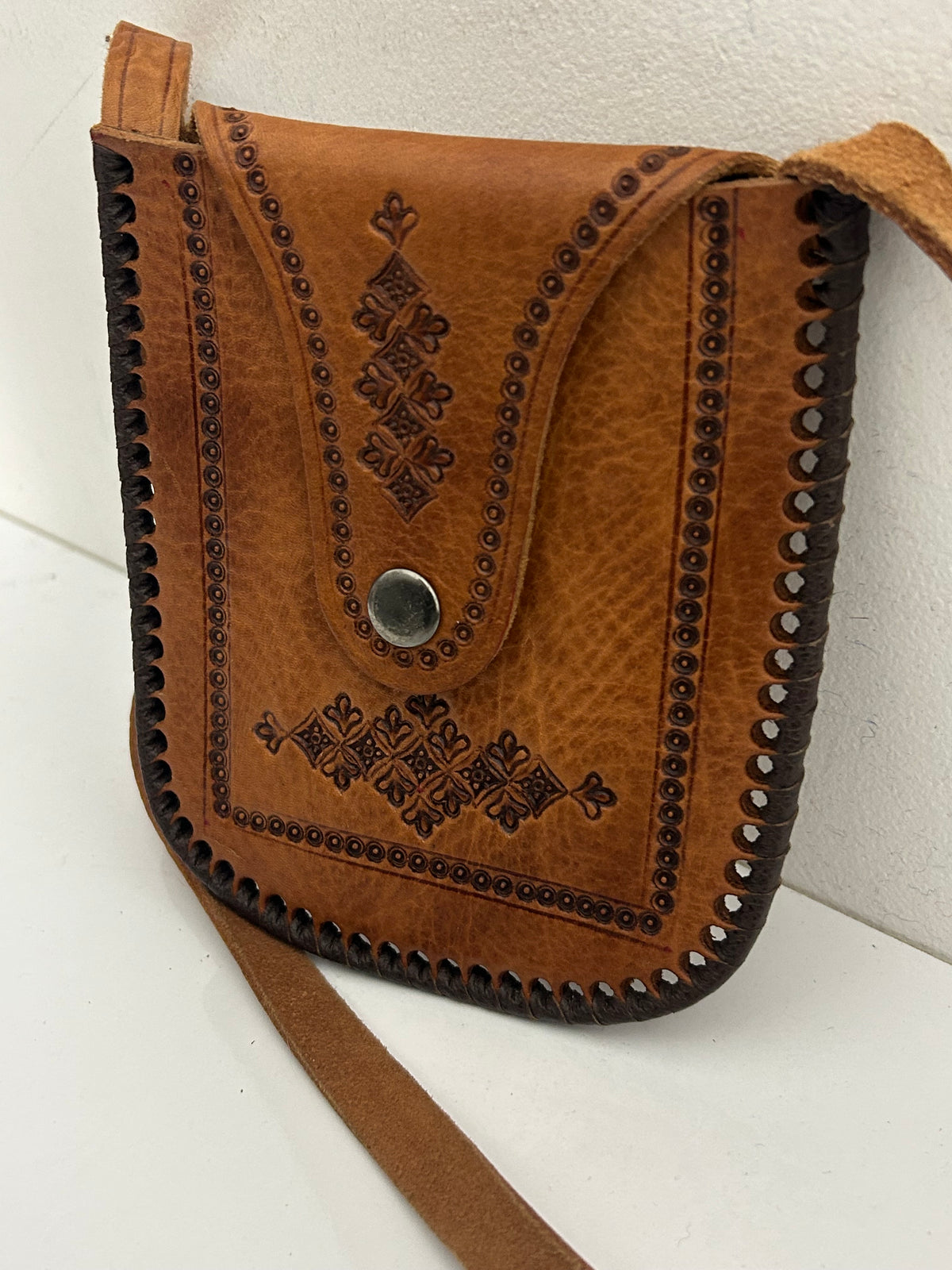 Vintage Small Tan Brown Tooled Leather Crossbody Mini Bag/Purse