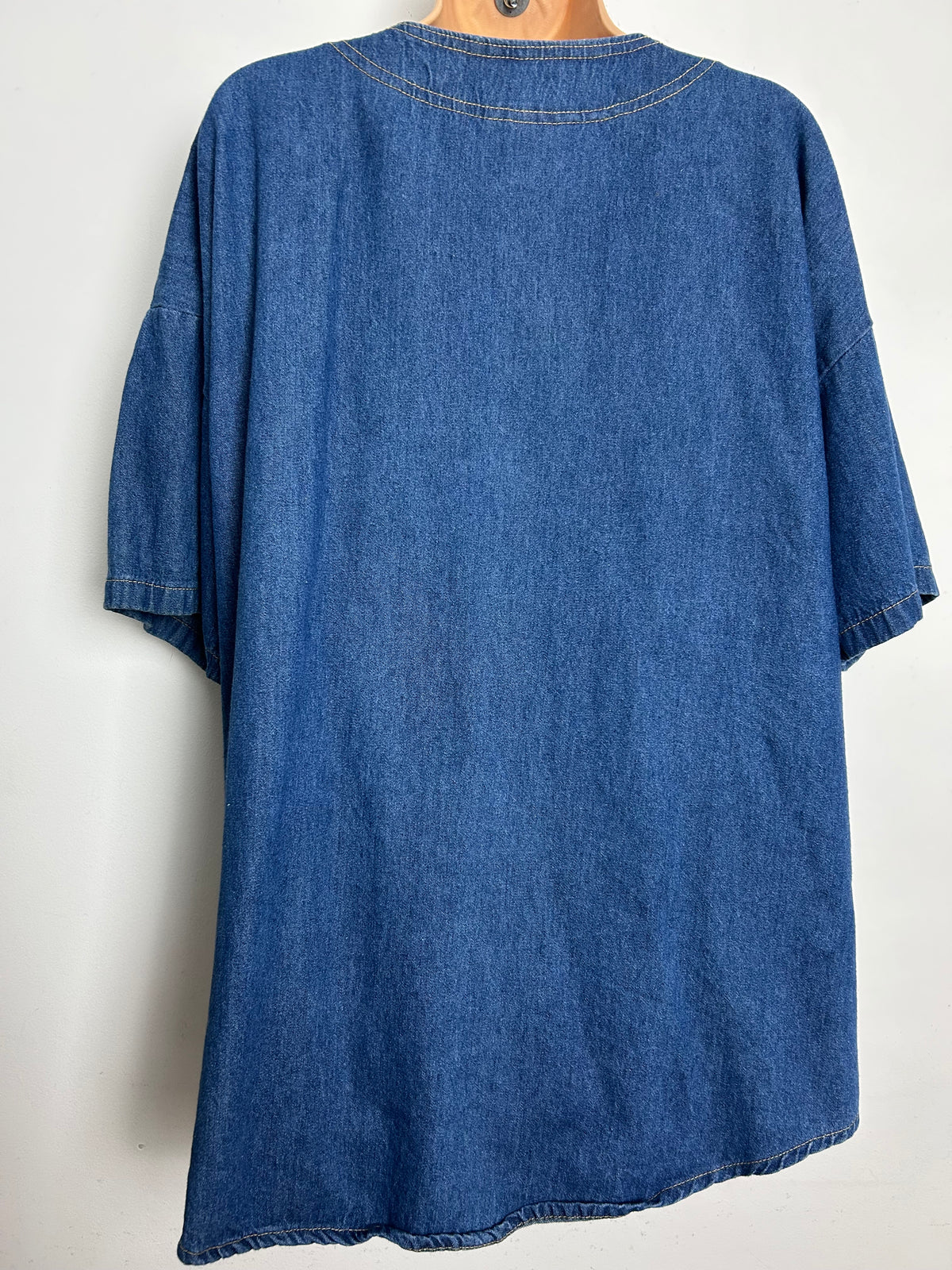 Vintage 1980s Size 16 Denim Collarless Shirt With Bird House & Bird Pattern With Studs