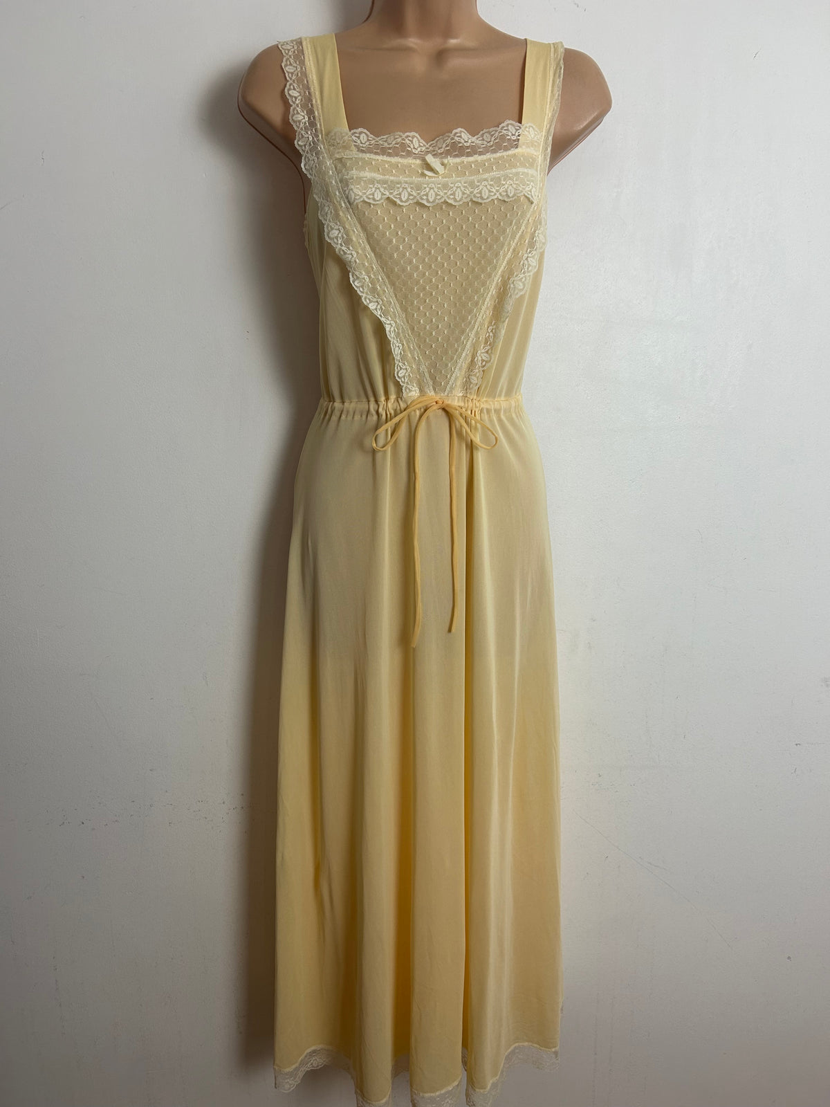 Vintage 1960s Size 12 Butterscotch Yellow Lace Trim Draw Tie Nightie Nylon Nightdress