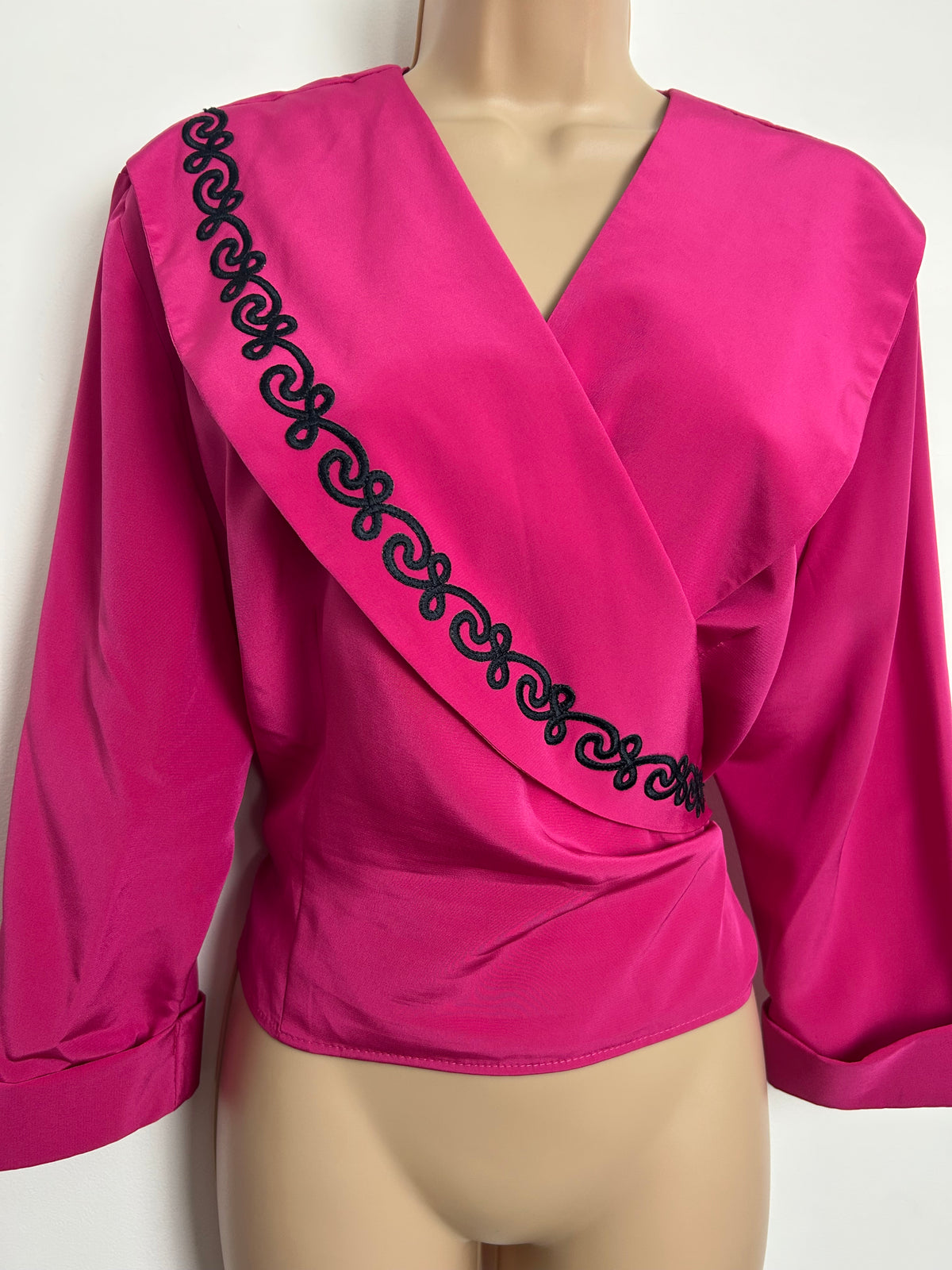 Vintage 1980s SHELANA LONDON Size 16 Fuchsia Pink Braid Trim Full Wrap Style Blouse Top