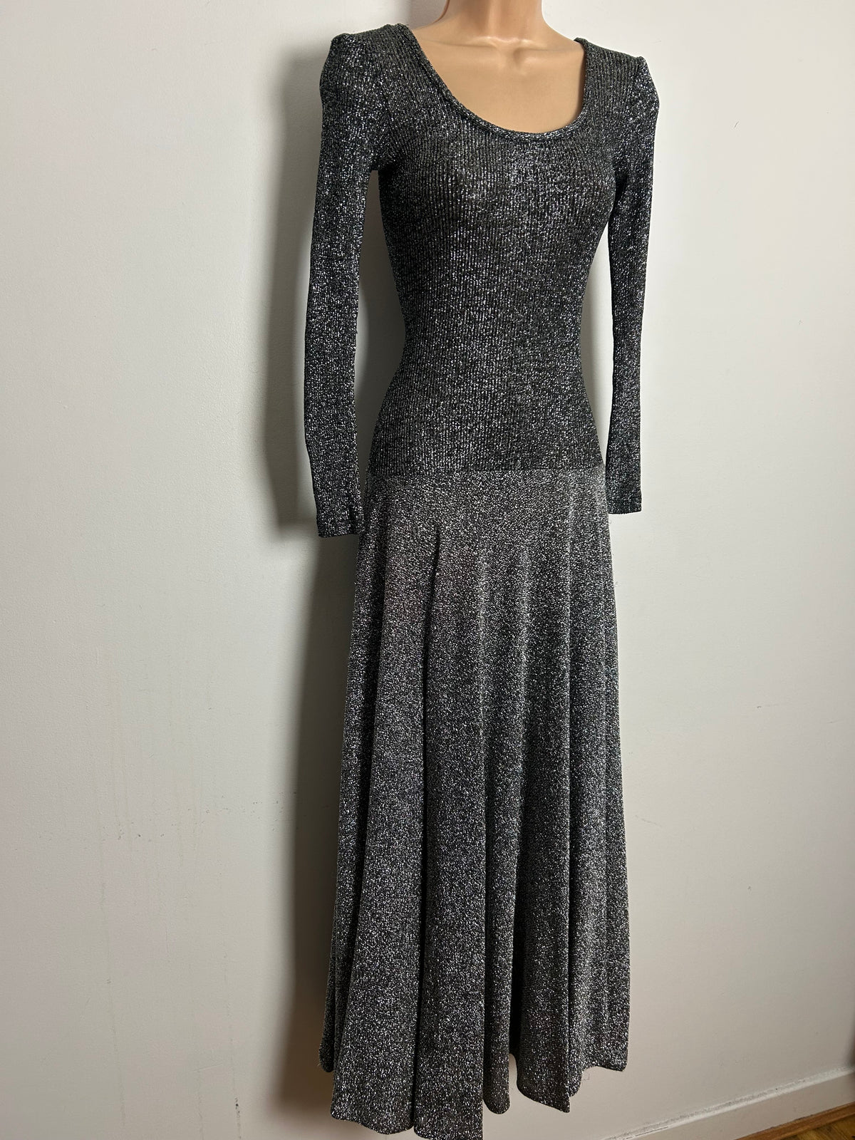 Vintage 1970s JOHN MARKS Up To Size 10 Black Silver Lurex Long Sleeve Evening Maxi Dress