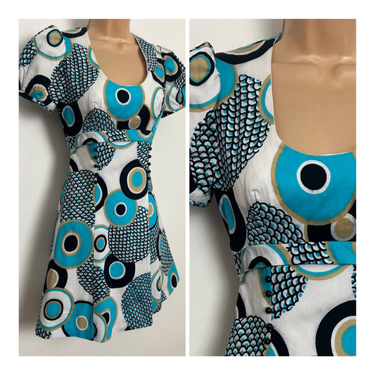 Vintage 1960s CANDA INTERNATIONAL Size 6 White Black Turquoise & Mocha Abstract Print Mini Mod Dress