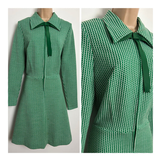 Vintage Early 1970s ST MICHAEL Size 12 Green & White Dash Print Zip Print Bow Detail A-Line Mod Dress