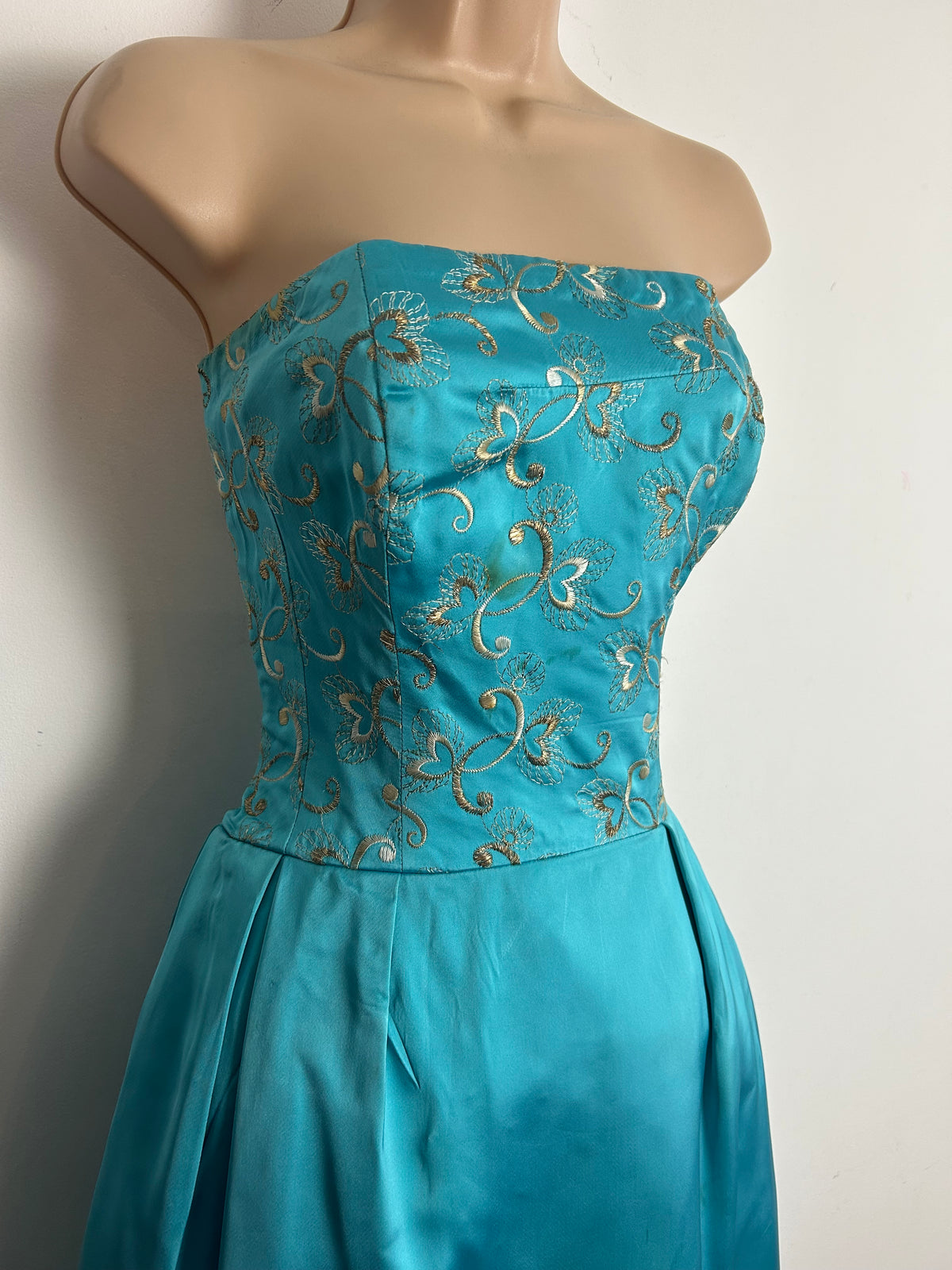 Vintage Early 1960s BERNARD FRERES Size 10 Turquoise Satin Embroidered Bodice Party Prom Occasion Dress