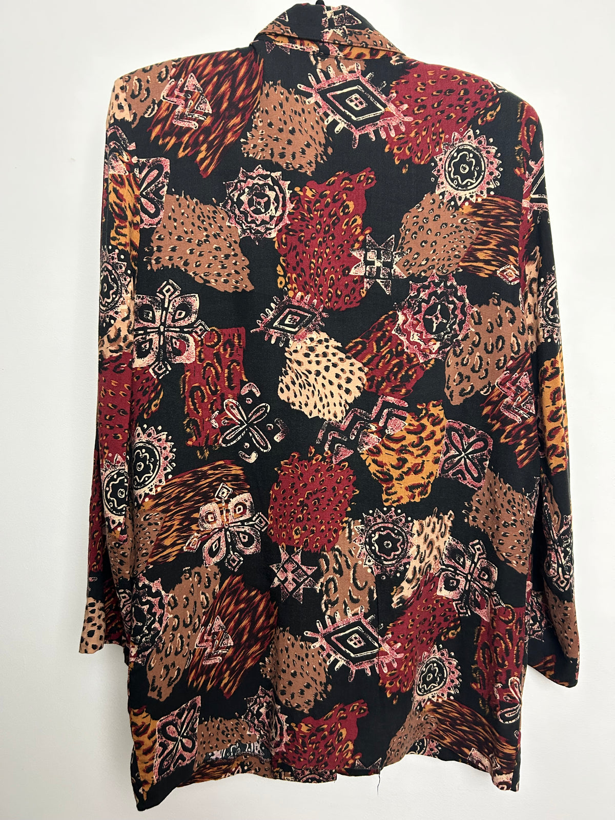 Vintage 1980s KENSINGTON SQUARE Size M (10-12) Dark Red Beige & Black Abstract & Animal Print Oversized Lightweight Blazer