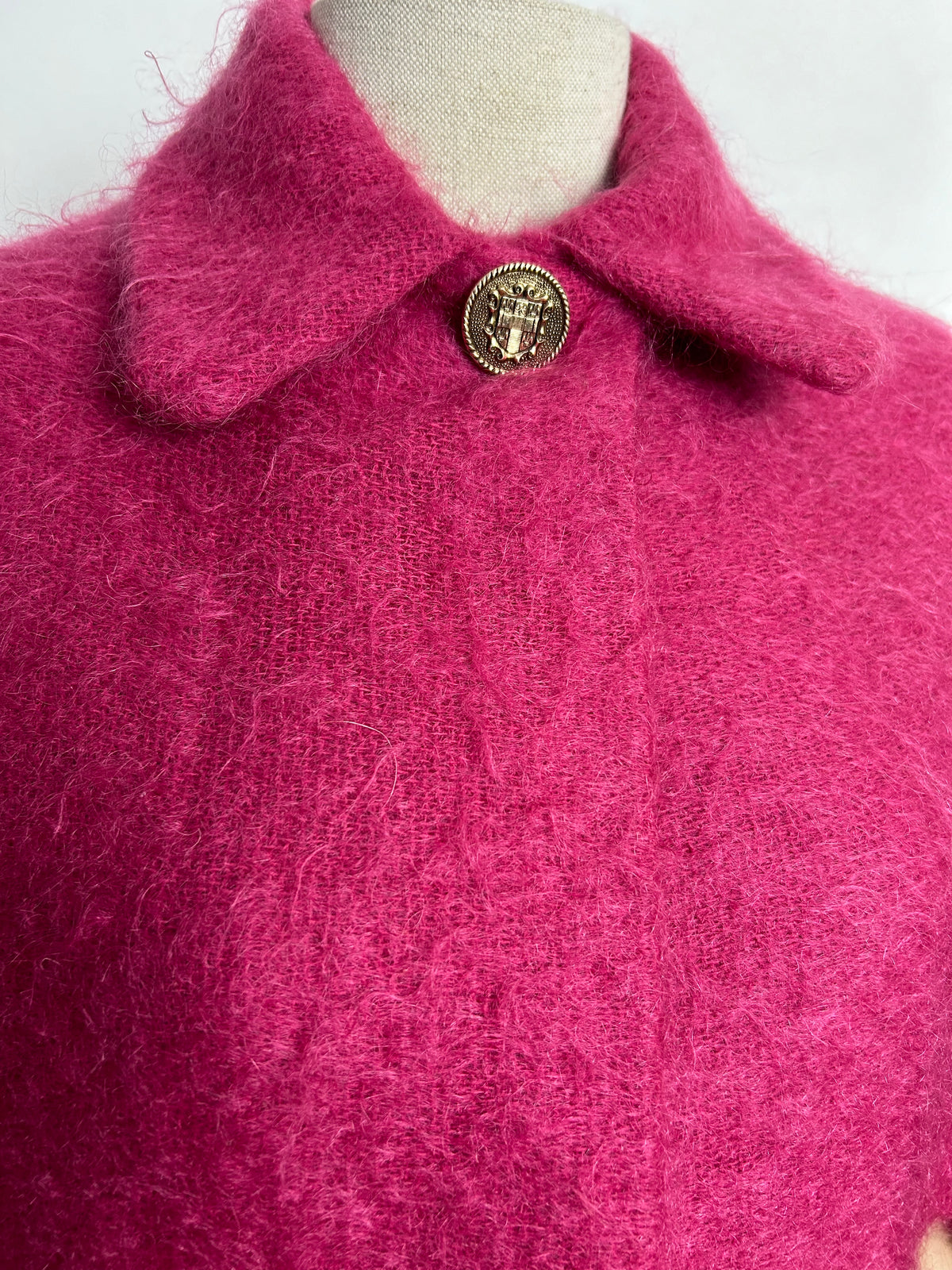 Vintage 1960s ANDREW STEWART UK Size 8-10 Pink Wool & Mohair Mix Fringed Cape/Poncho