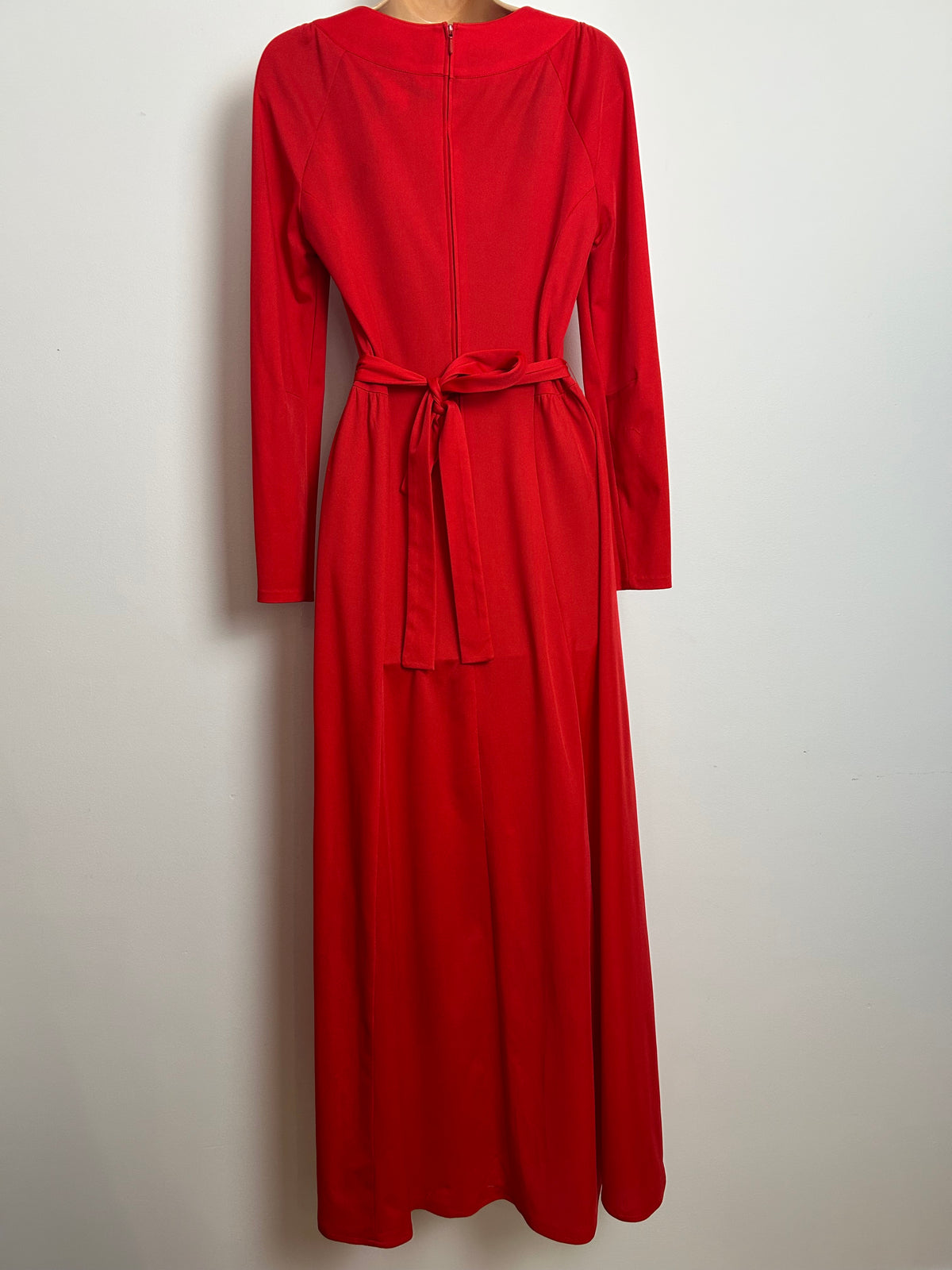 Vintage 1970s Size 12 Red Long Sleeve Button Detail Tie Back Maxi Dress
