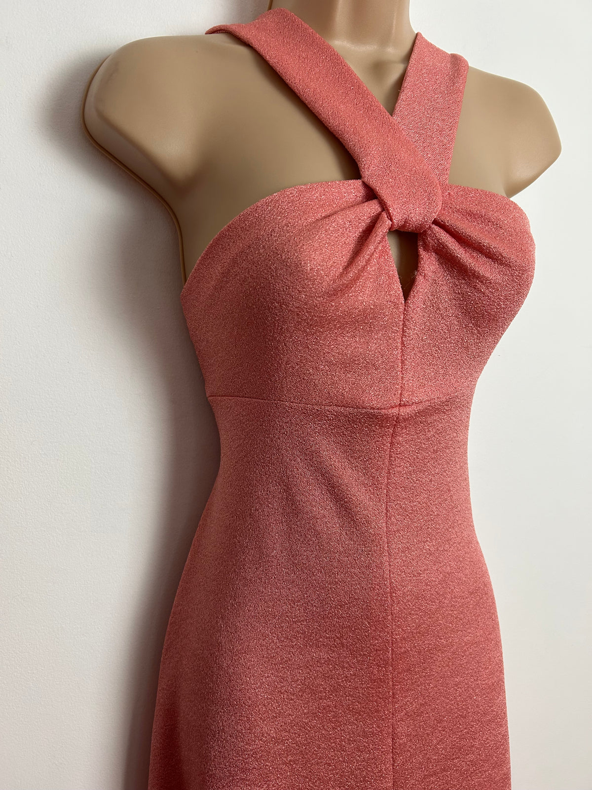 Vintage 1970s Size 10-12 Salmon Pink Twisted Halter Style Summer Occasion Maxi Dress