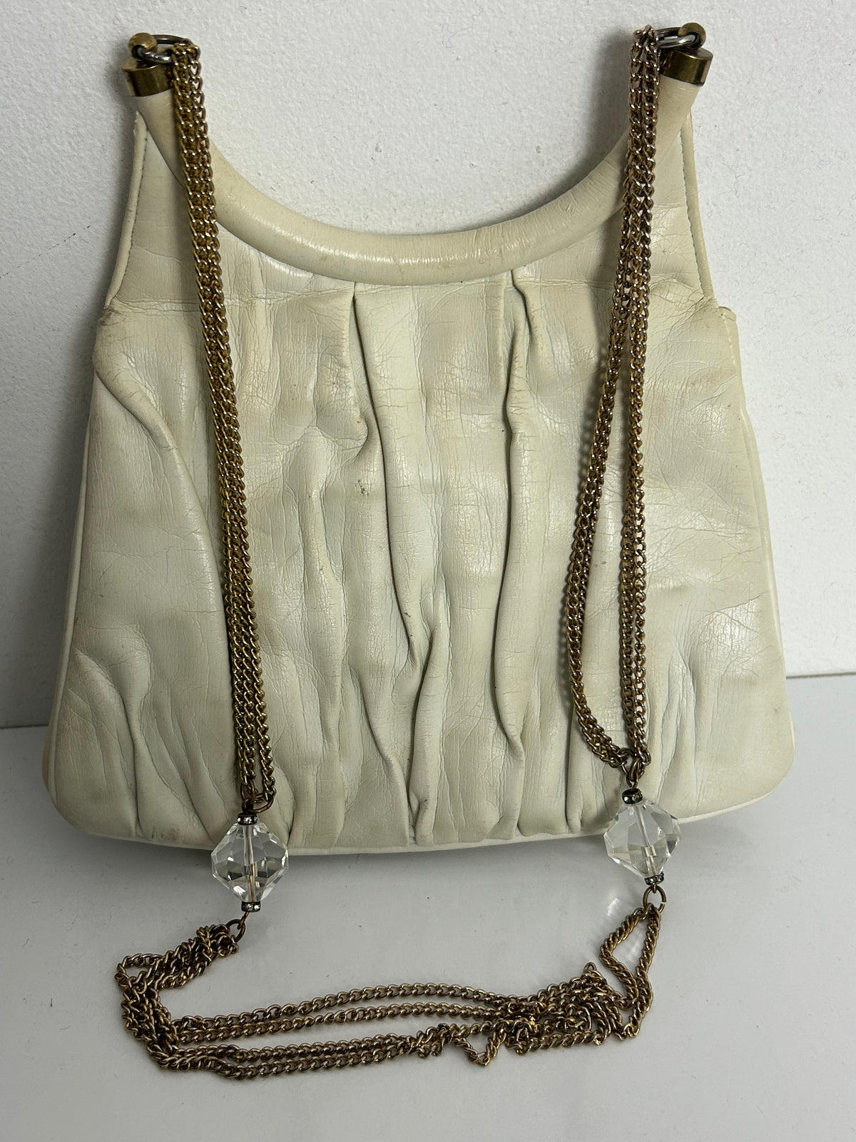 Vintage RARE 1950s Ivory Leather Beautiful Shape Handbag With Chain Strap & Hinged Mirror