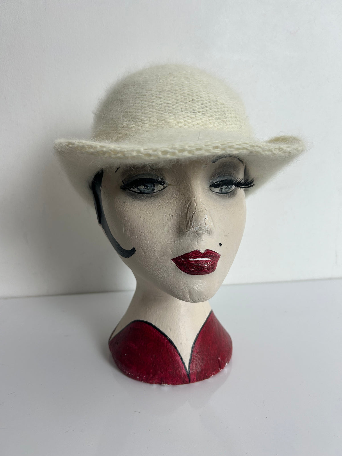 Vintage 1970s Cream Angora & Wool Mix Fedora Style Hat