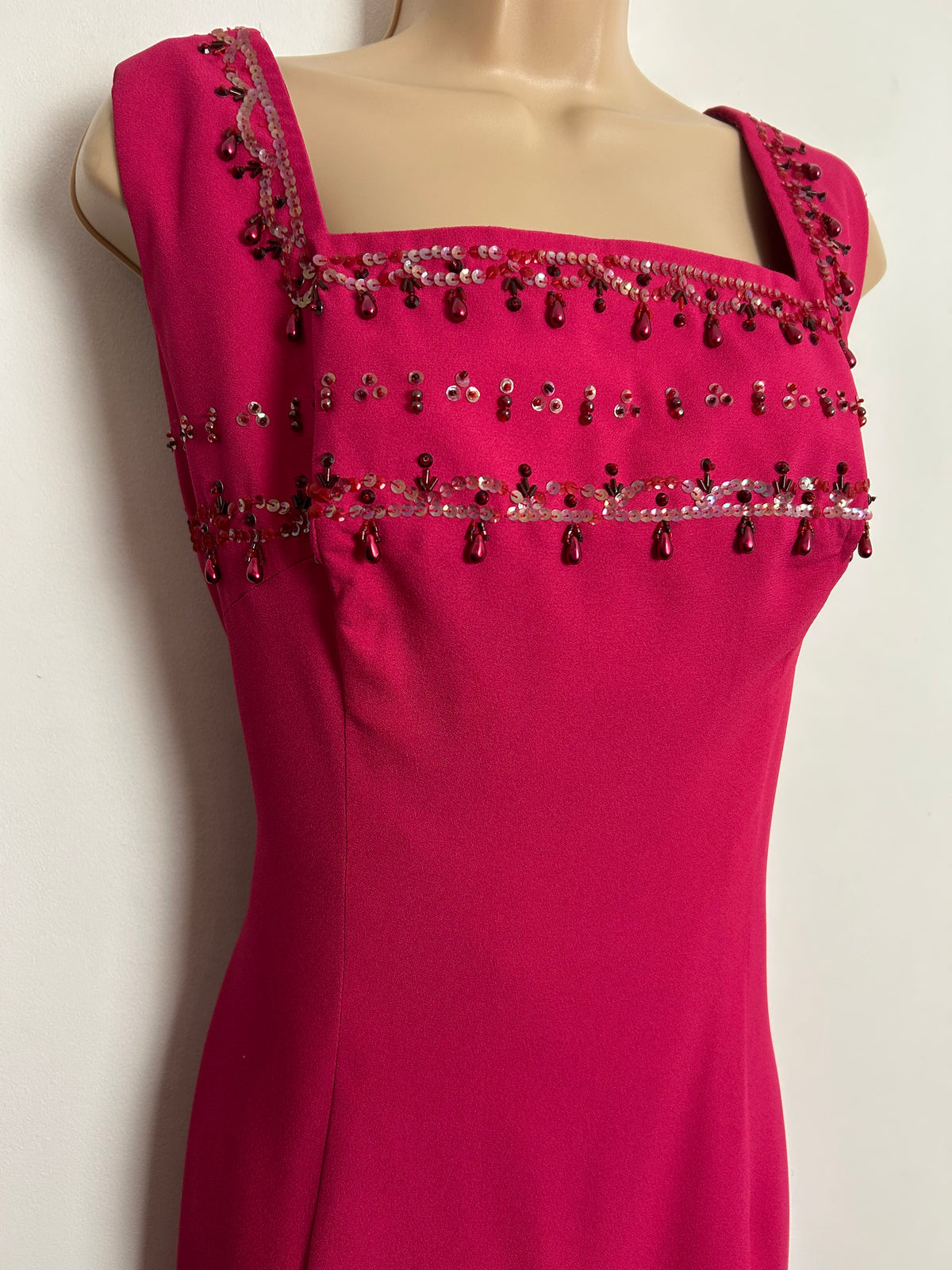 Vintage 1960s UK Size 12-14 Hot Pink Bead & Sequin Embellished Shift Style Party Occasion Dress