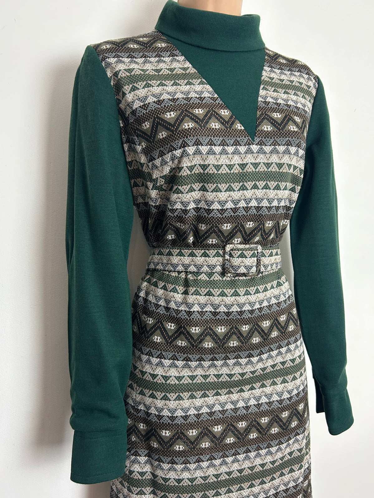 Vintage 1960s BICKLER Size 12-14 Dark Green & Beige Abstract Geo Print Jersey Long Sleeve Belted Mod Day Dress