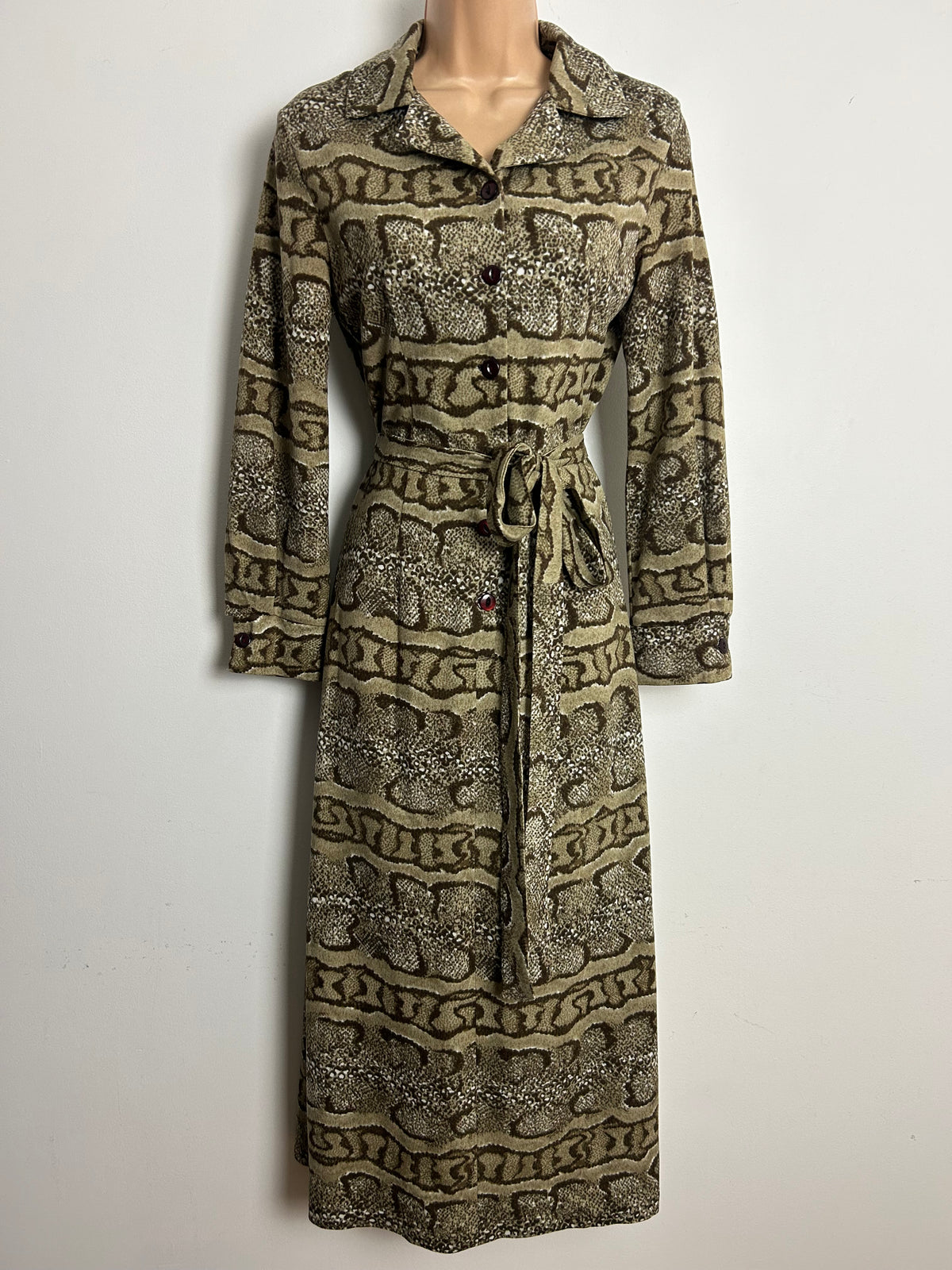 Vintage 1970s PETER SAUNDERS AVON TWEEDS Size 6-8 Brown Tones Snake Skin Print Belted Jersey Day Dress