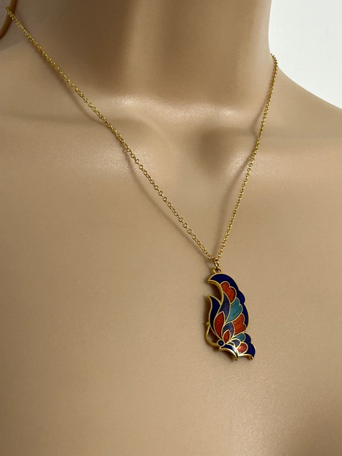 Vintage Gold Tone Cloisonne Enamel Butterfly Pendant & Necklace
