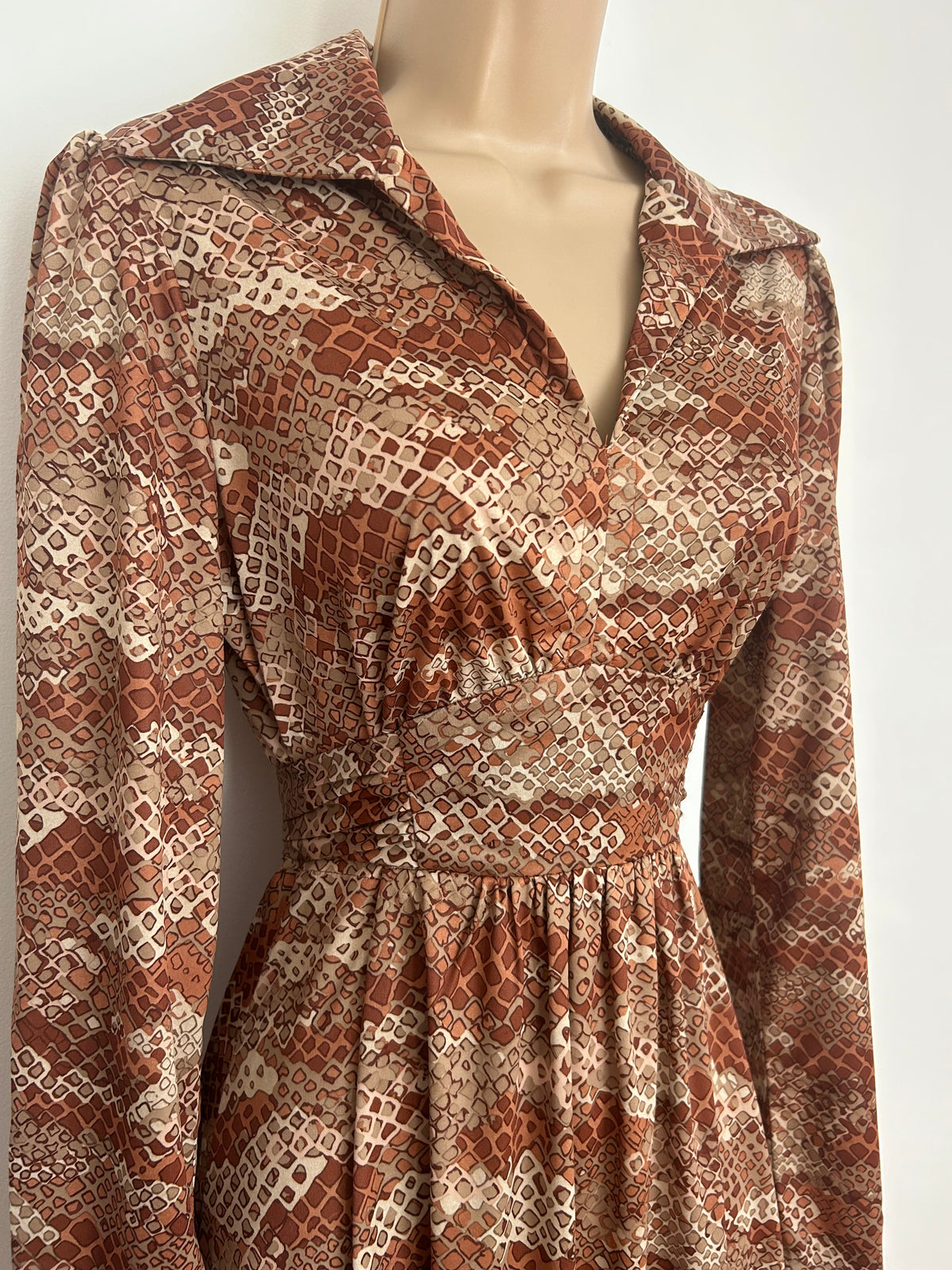 Vintage 1970s Size 10 Brown Tones Animal/Snake Skin Print Long Sleeve Tie Back Maxi Dress