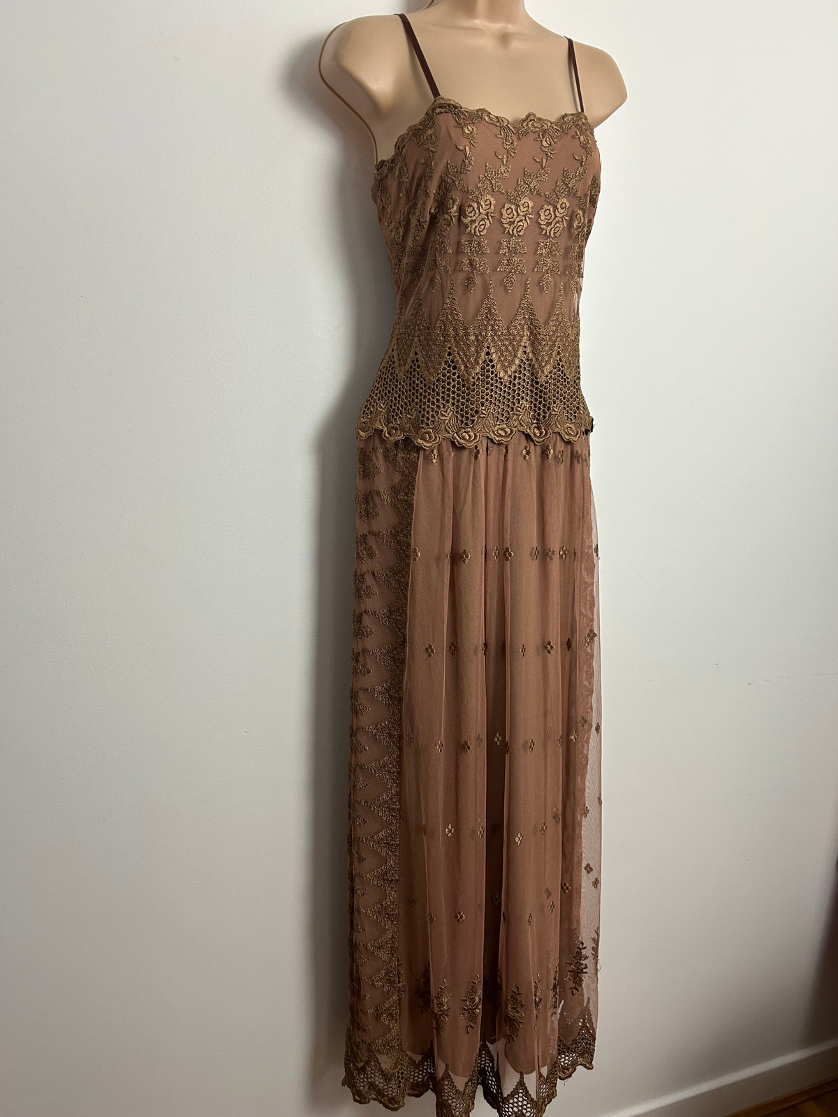 Vintage Late 1970s FRANK USHER Size 10 Beautiful Brown Lace Occasion Evening Gown
