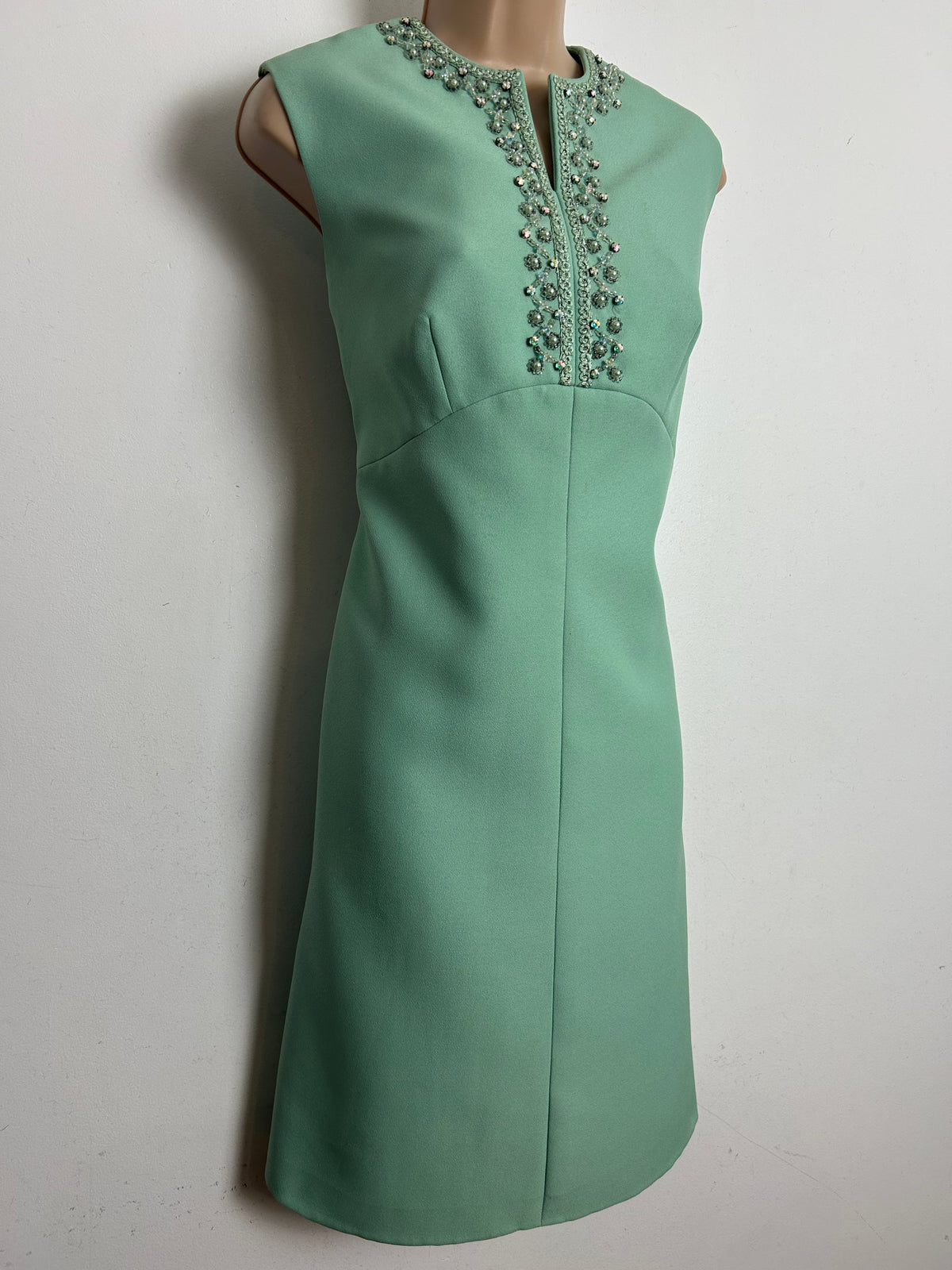 Vintage 1960s Size 12 Spearmint Green Bead Diamante & Braid Trim Embellished Mod Occasion Shift Dress