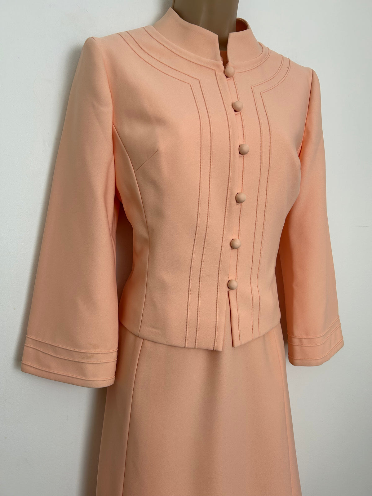 Vintage 1960s PEGGY FRENCH COUTURE Size 10 Peach Pintuck Pleat Detail Mod Dress & Matching Jacket