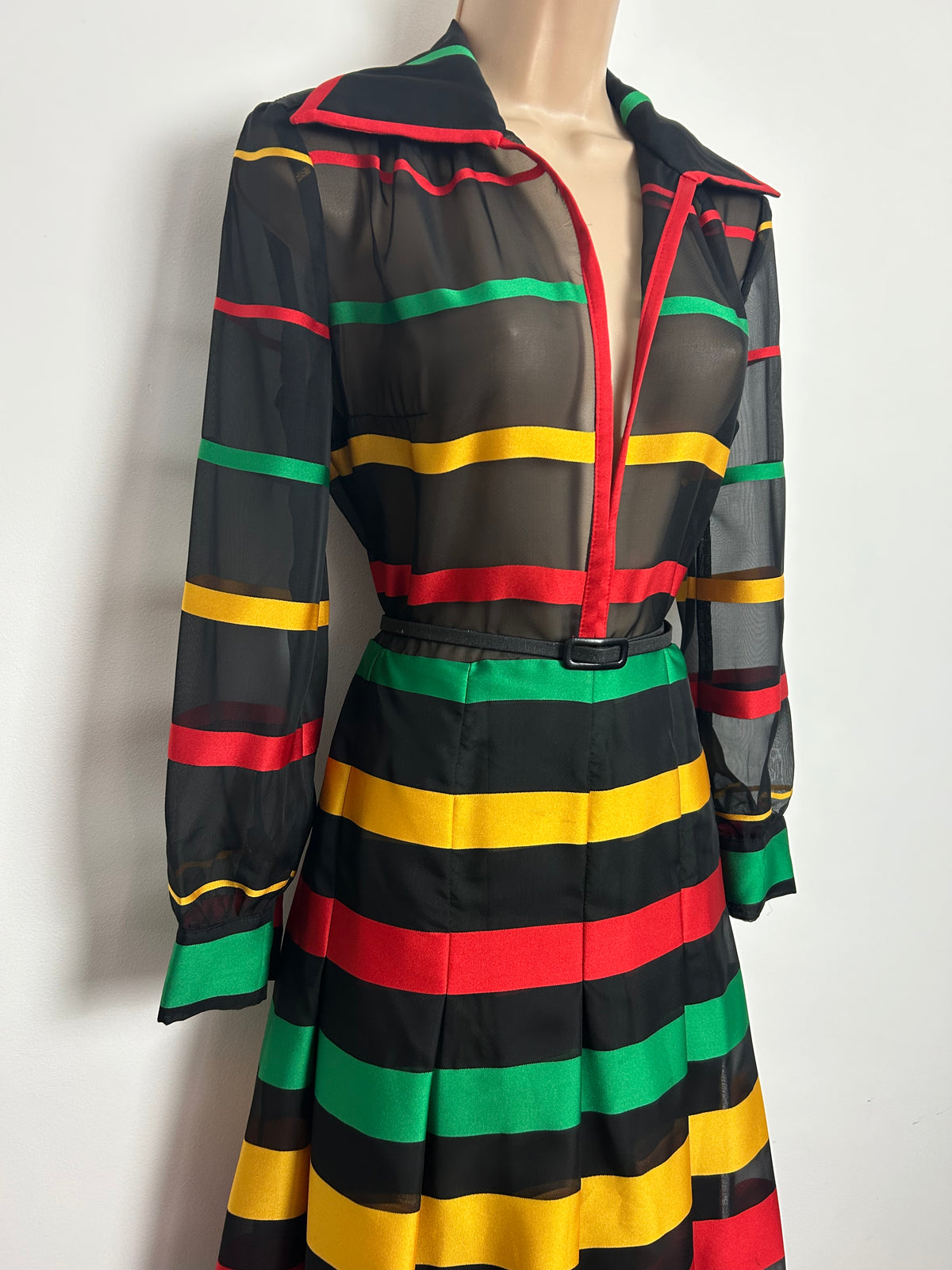 Vintage 1970s CARRE Size 12 Black Red Yellow & Green Stripe Wide Collared Pleated Maxi Dress