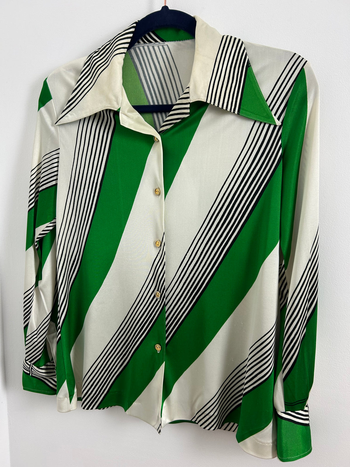 Japanese Vintage 1970s Size 12-14 Green Beige & Black Diagonal Stripe Print Dagger Collar Long Sleeve Shirt