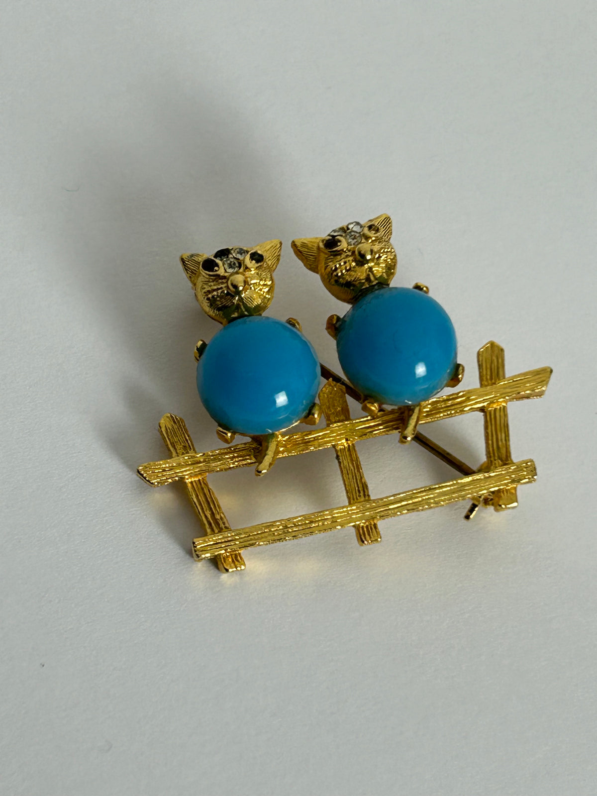 Vintage Gold Tone Sweet Little Mice On Fence Pin Brooch