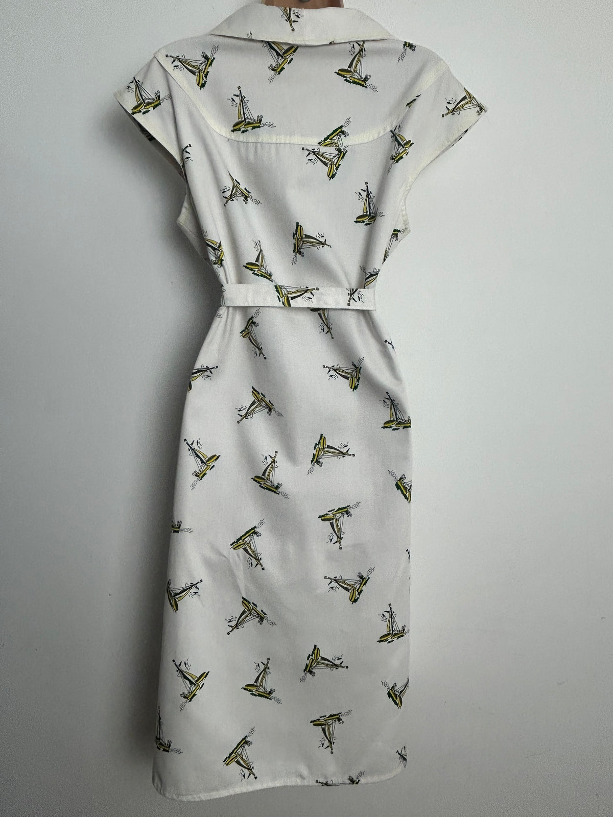 Vintage 1970s PENELOPE PEEP Size 12 Cream Novelty Print Sailing Boat Yacht Print Cotton Belted Day Dress