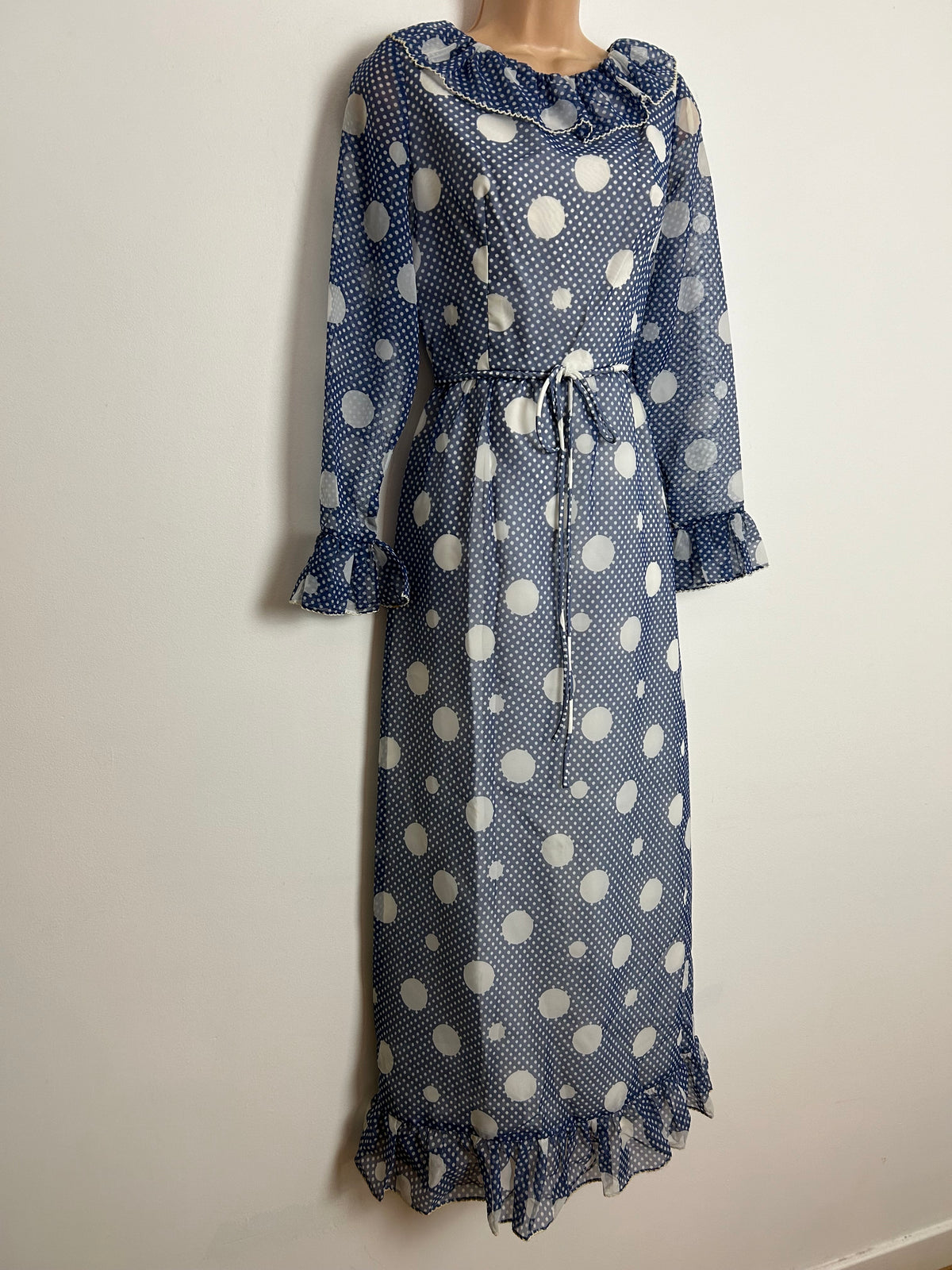 Vintage Early 1970s SUSAN SMALL UK Size 8 Blue & White Polka Dot & Spotty Open Back Ruffle Trim Detail Long Sleeve Maxi Dress