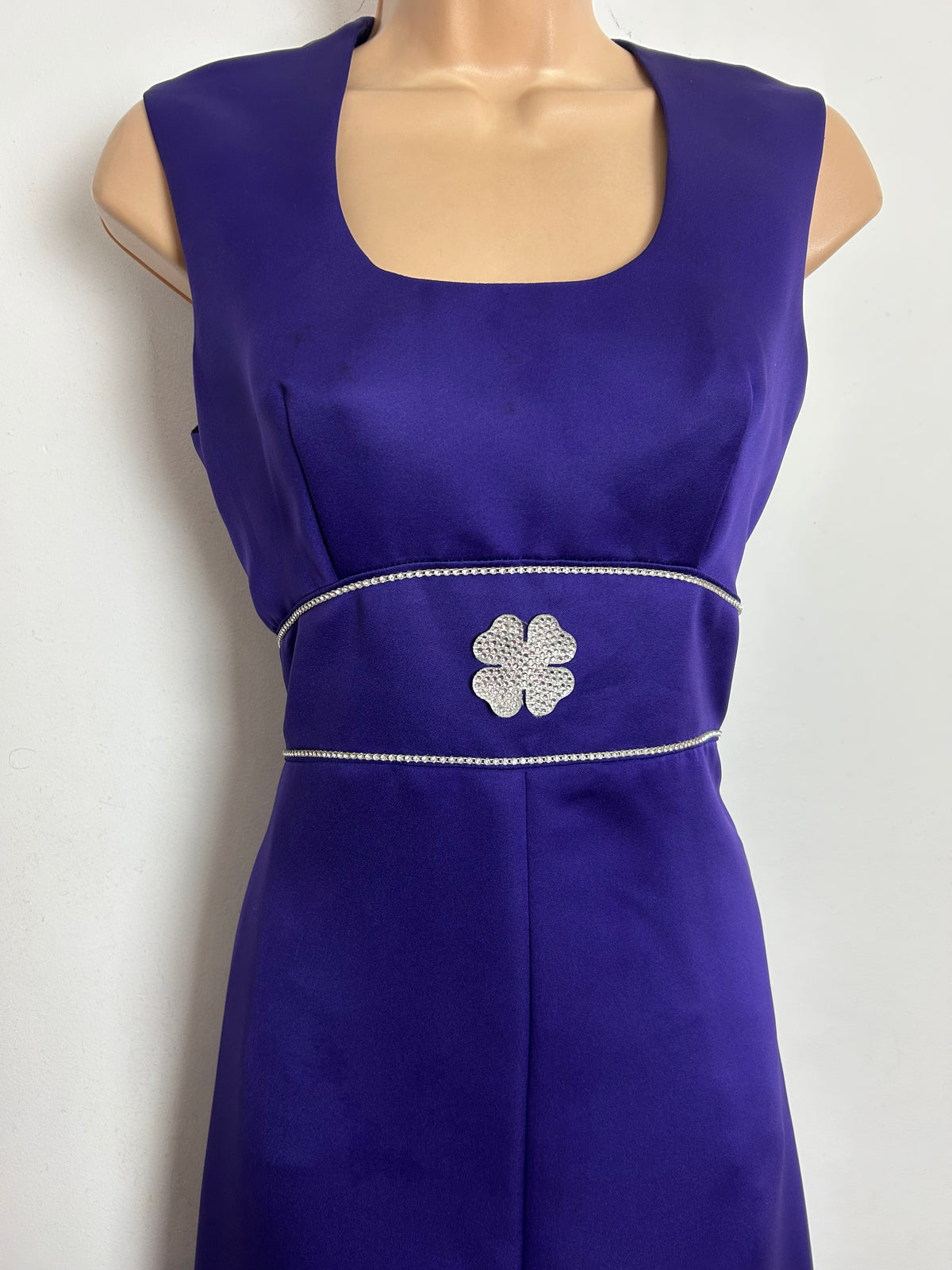 Vintage 1970s CANDA INTERNATIONAL Size 8 Purple Diamante & Flower Applique Detail Evening Occasion Maxi Dress