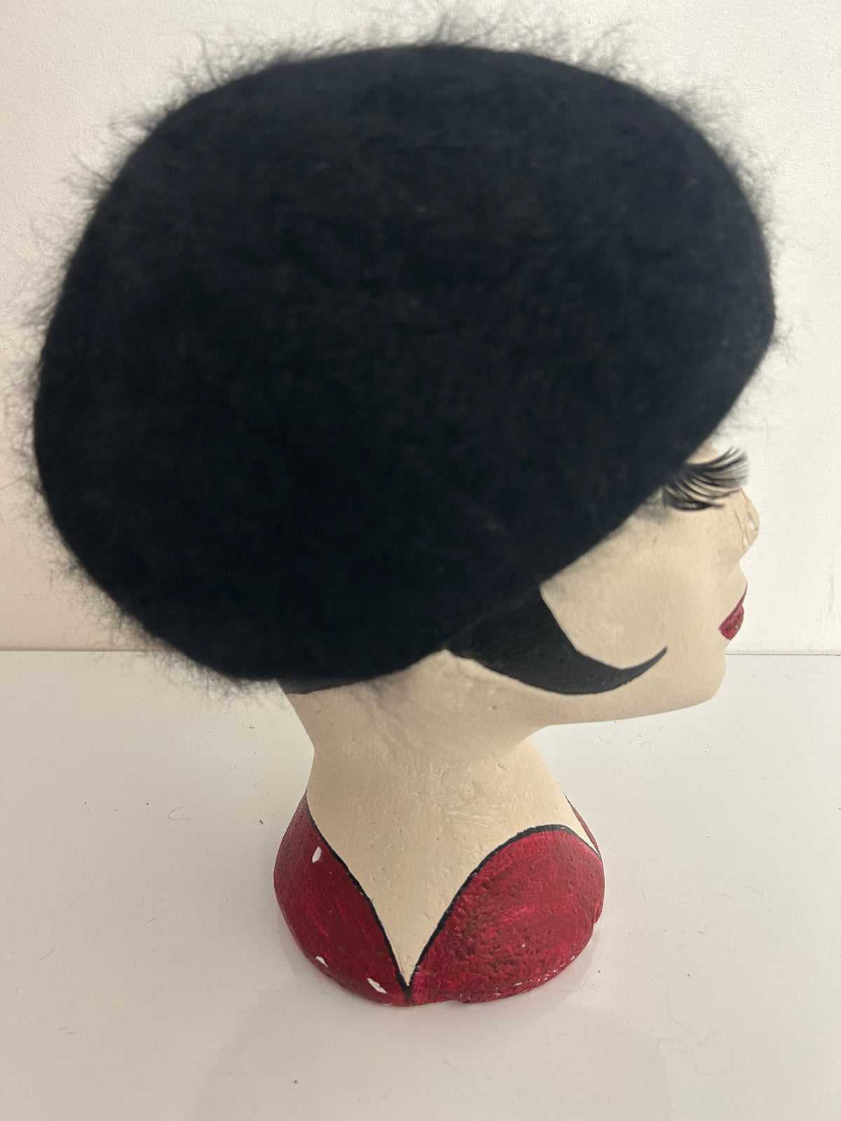 Vintage 1970s Soft Black Angora Mix Beanie Style Winter Hat