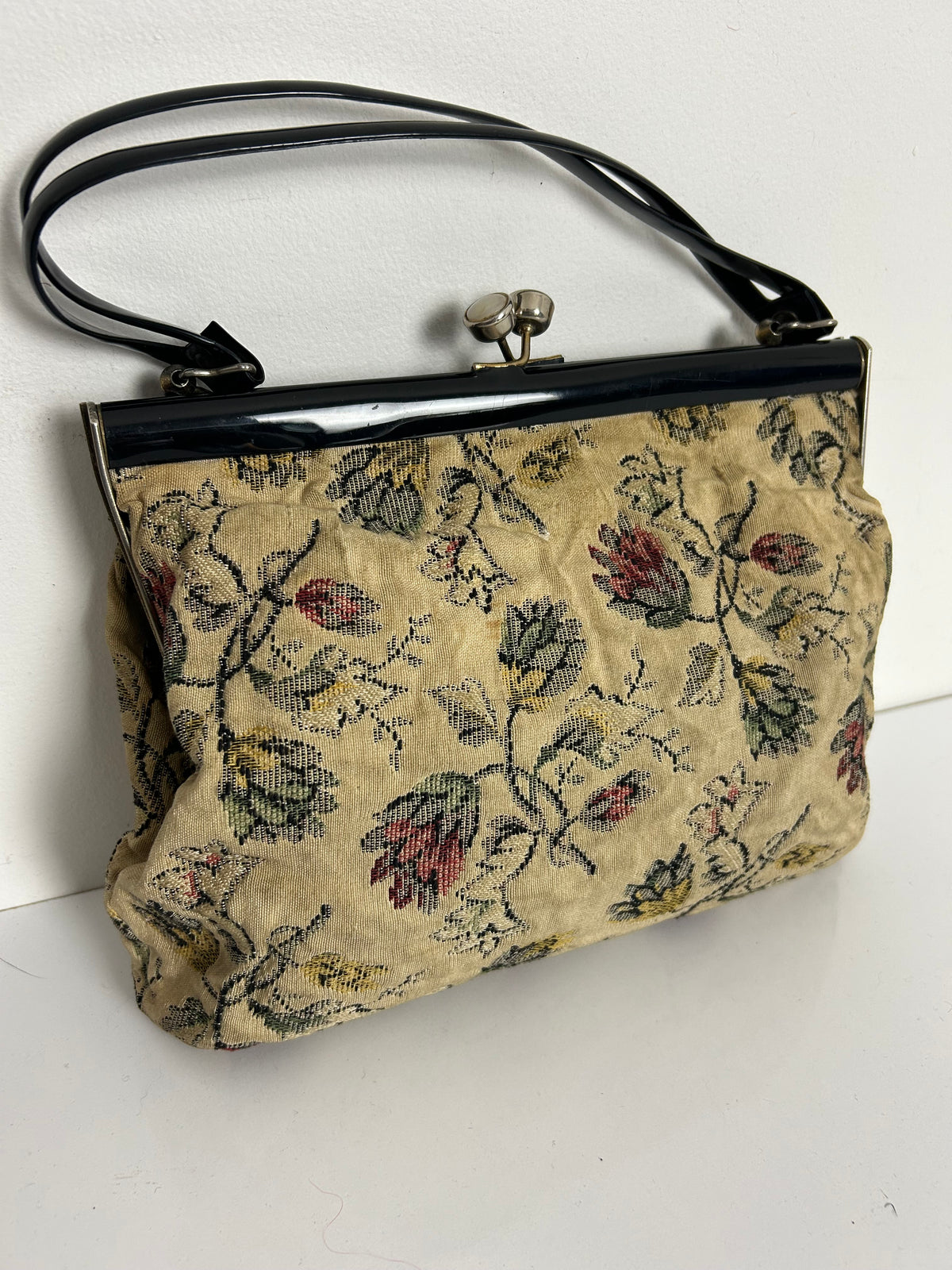 Vintage 1960s Cream & Pink Floral Woven Carpet Kiss Lock Bag