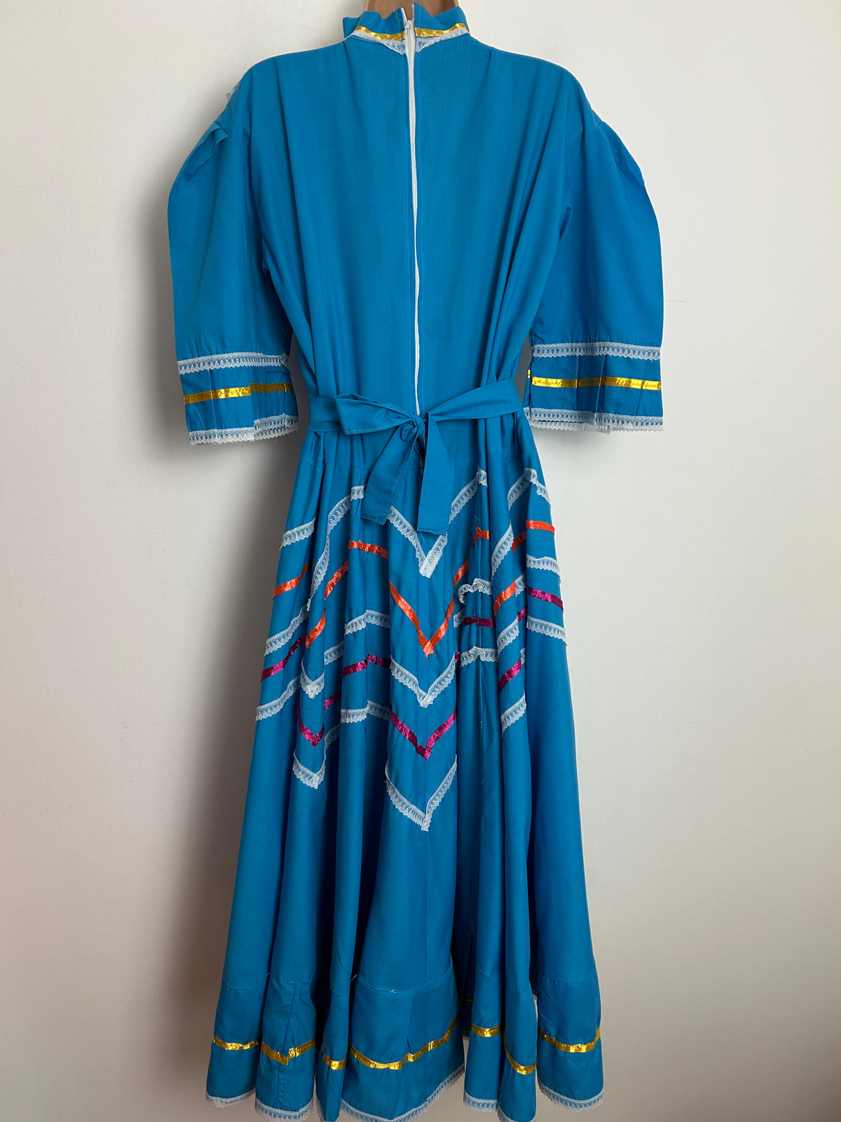 Vintage 1980s CLASSICOS Size 16 Blue Ribbon & Lace Trim Full Circle Mexican Patio Dress