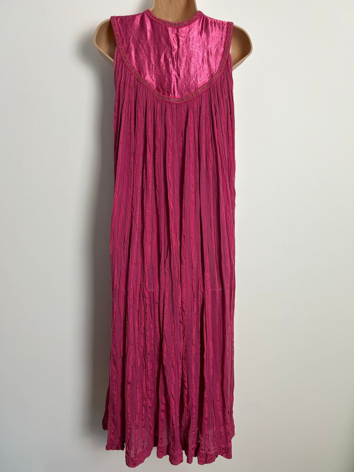 Vintage Early 1980s C&A UK Size 10 Pink Cotton Mix Cheesecloth Satin Panelled Boho Trapeze Style Midi Dress
