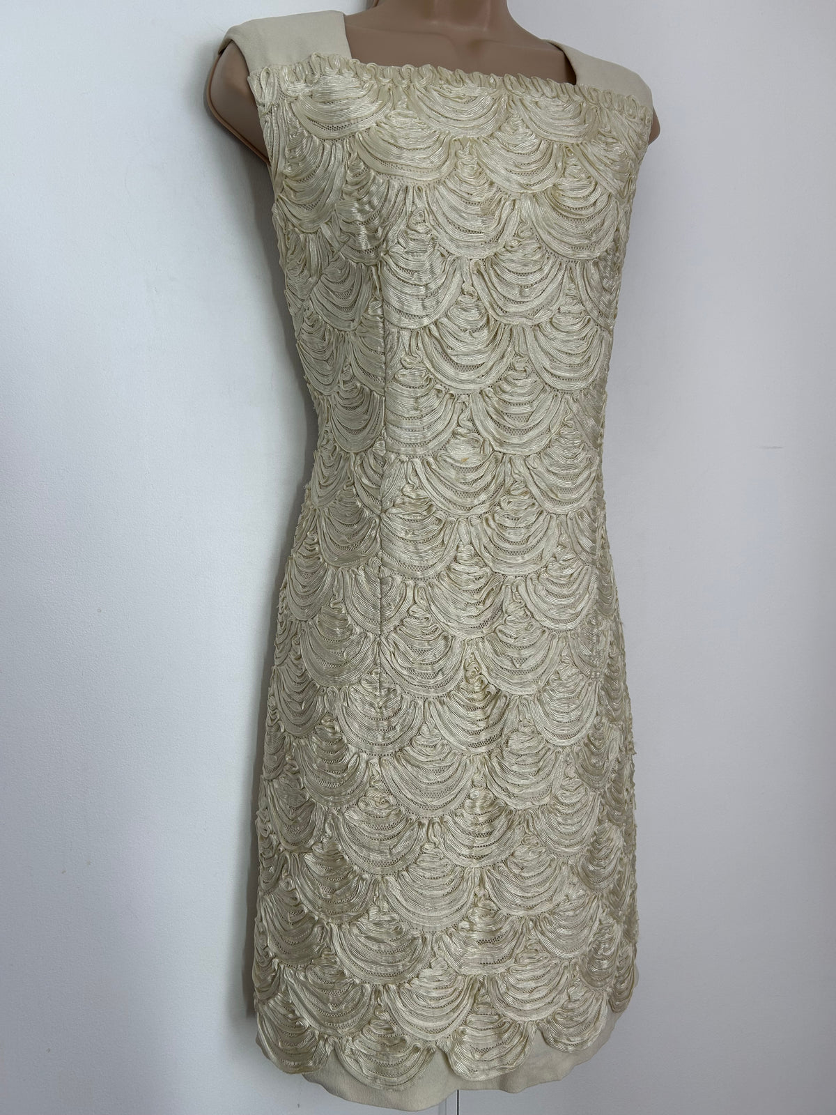 Vintage 1960s DUCHESSE MODELLE Size 10 Cream Braid Embellished Rayon Occasion Shift Mod Dress