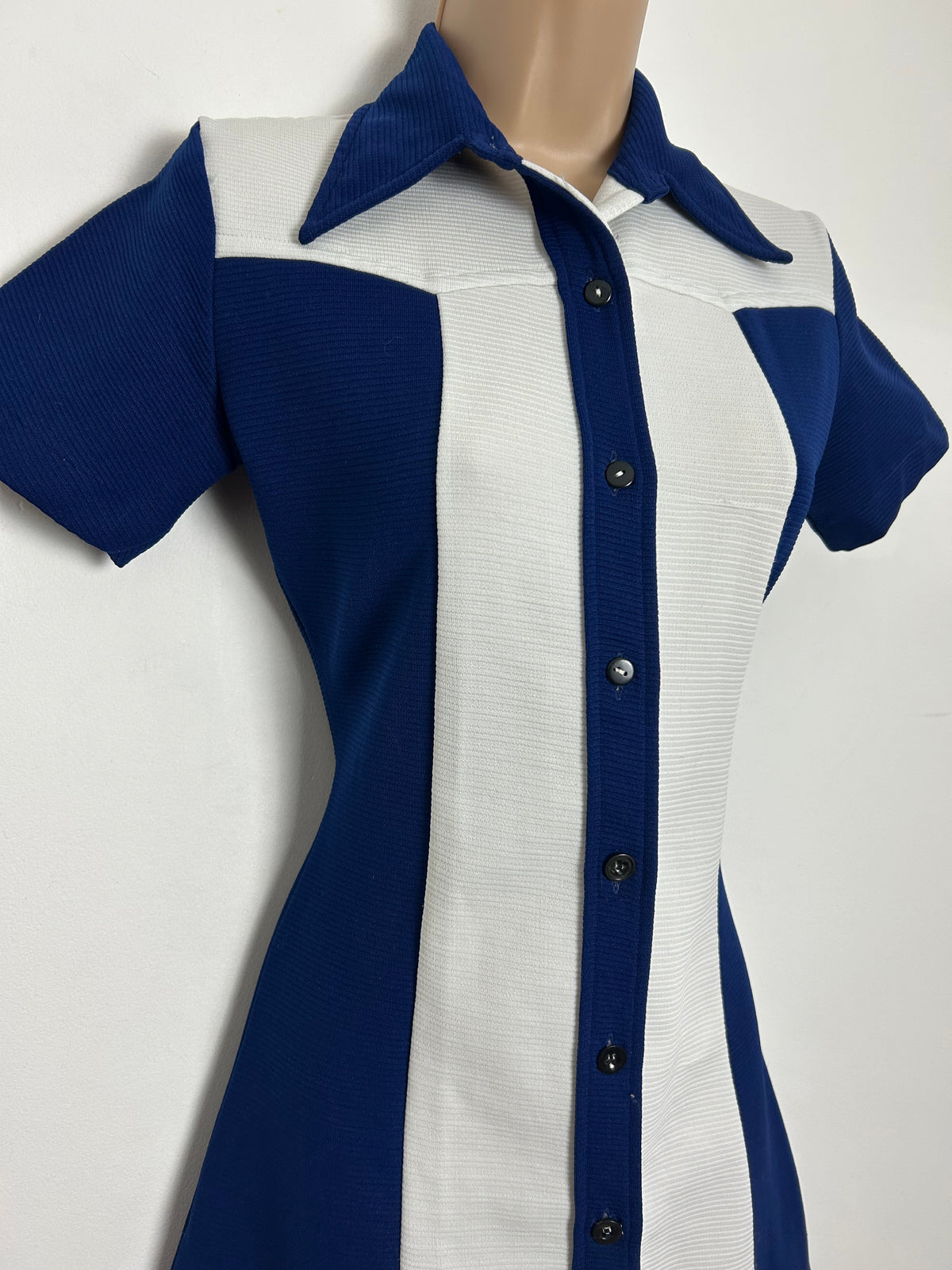 Vintage 1960s SOLTEX Size 8 Navy Blue & White Ribbed Polyester Mini Mod Dress