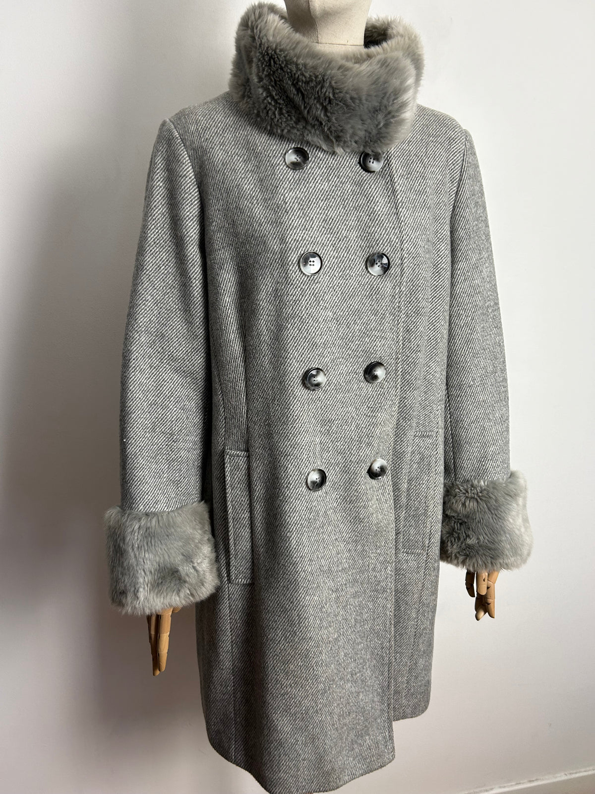 Gorgeous JACQUES VERT Size 14 Grey Wool Mix Faux Fur Trimmed Funnel Neck Double Breasted Coat