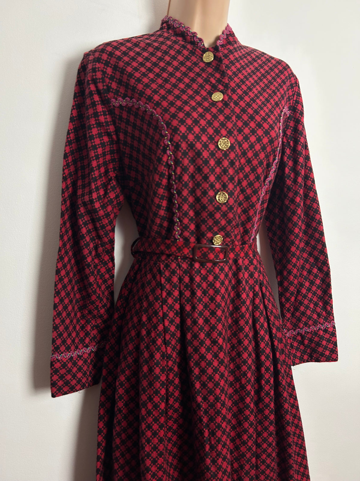 Vintage 1950s Size 12 Red & Black Check Braid Trim Long Sleeve Belted Folk Style Dress